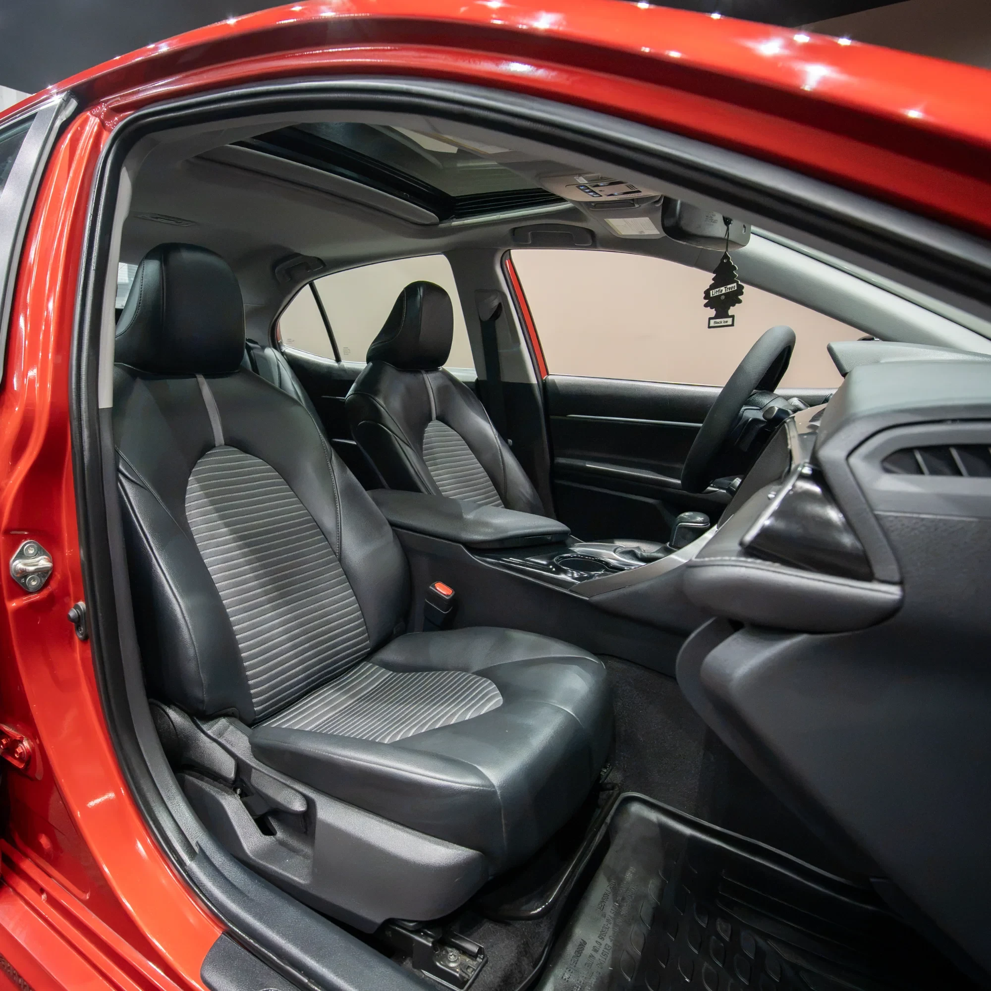TOYOTA CAMRY XSE 2020 - imagen 8