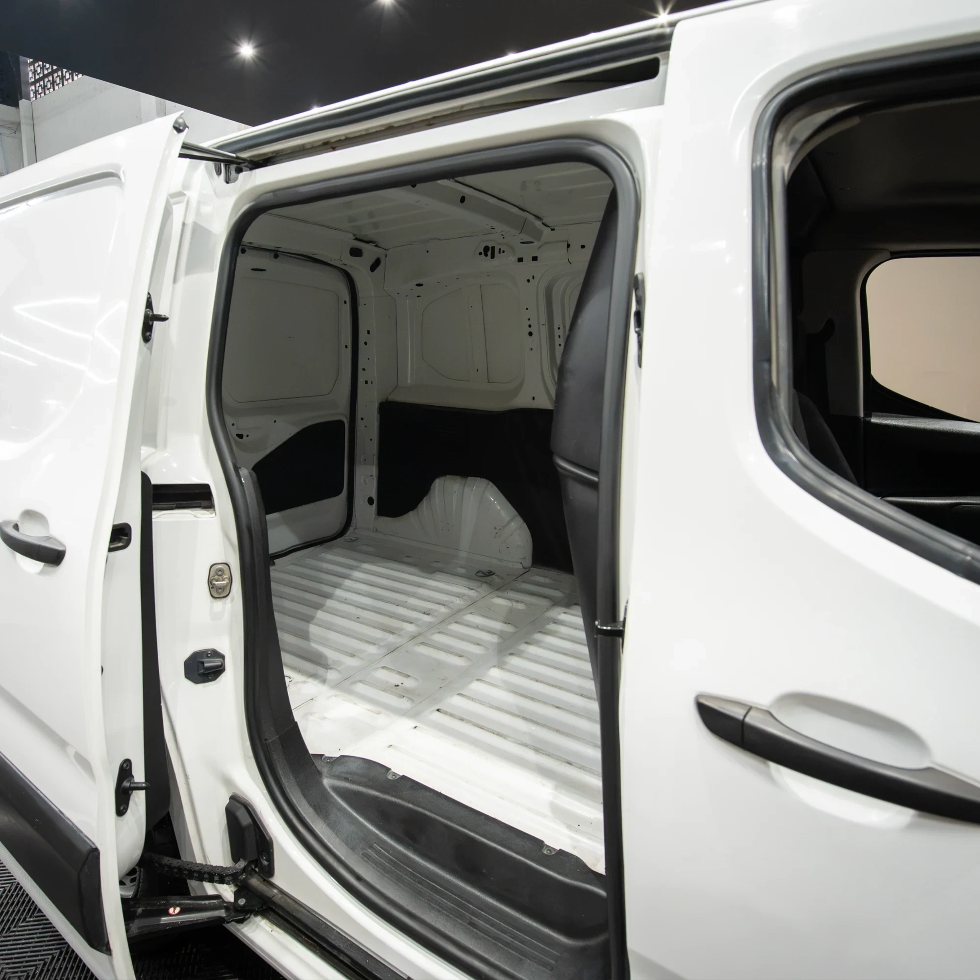 PEUGEOT PARTNER 2020 - imagen 8