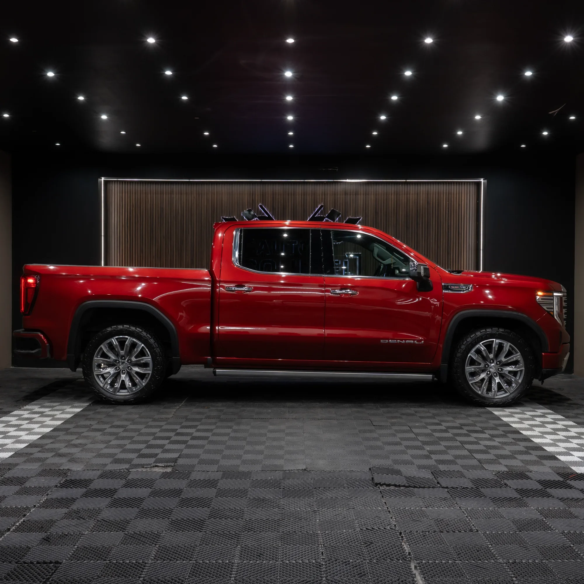 GMC SIERRA DENALI 2023 - imagen 2
