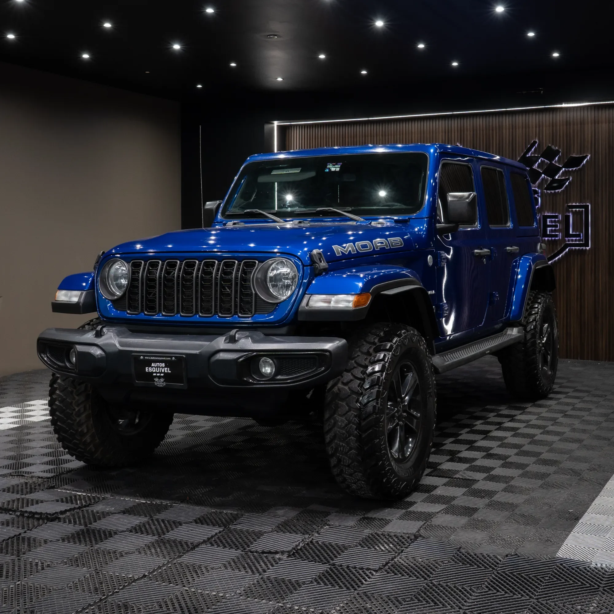 JEEP SAHARA 2018 - imagen 6