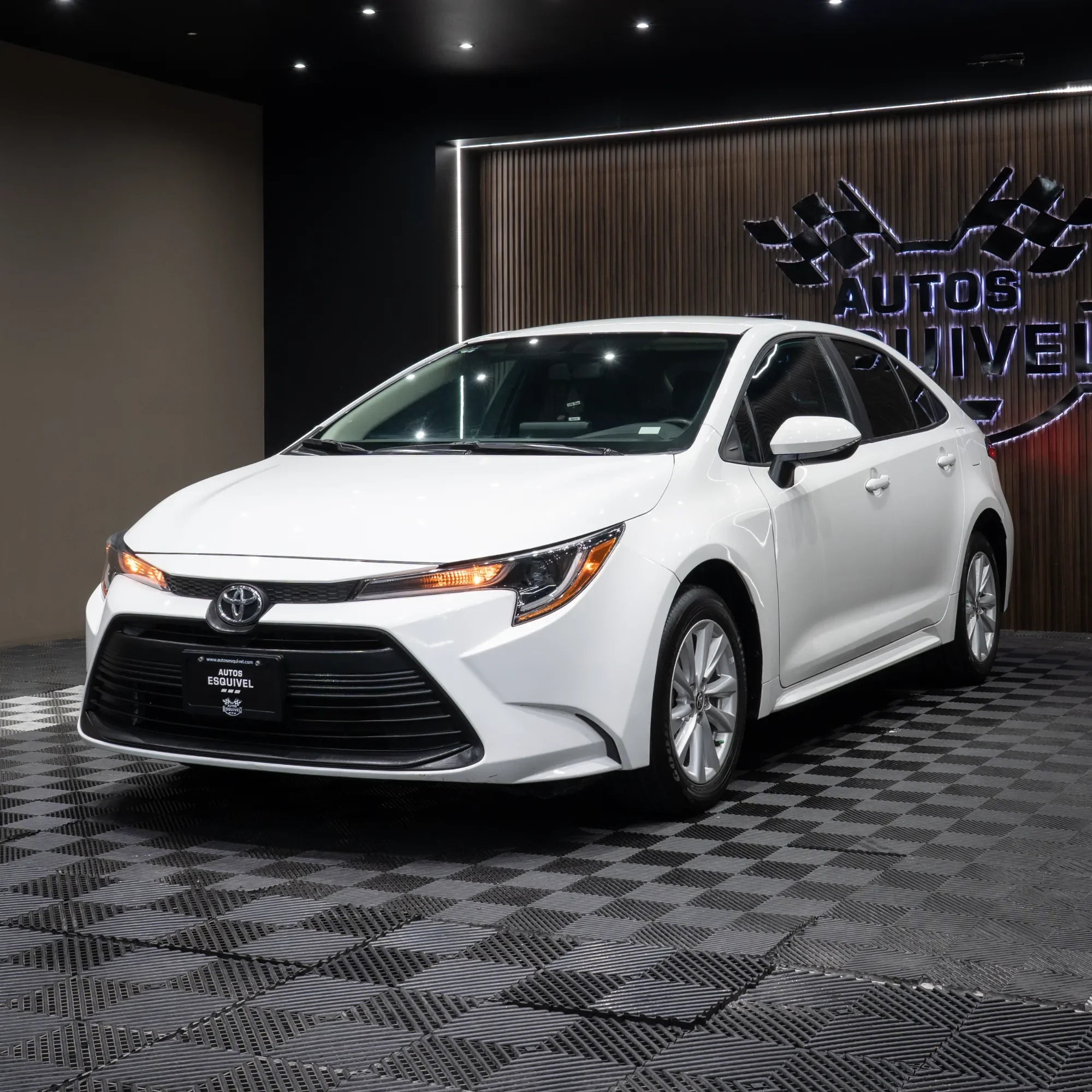 TOYOTA COROLLA 2024 - imagen 4