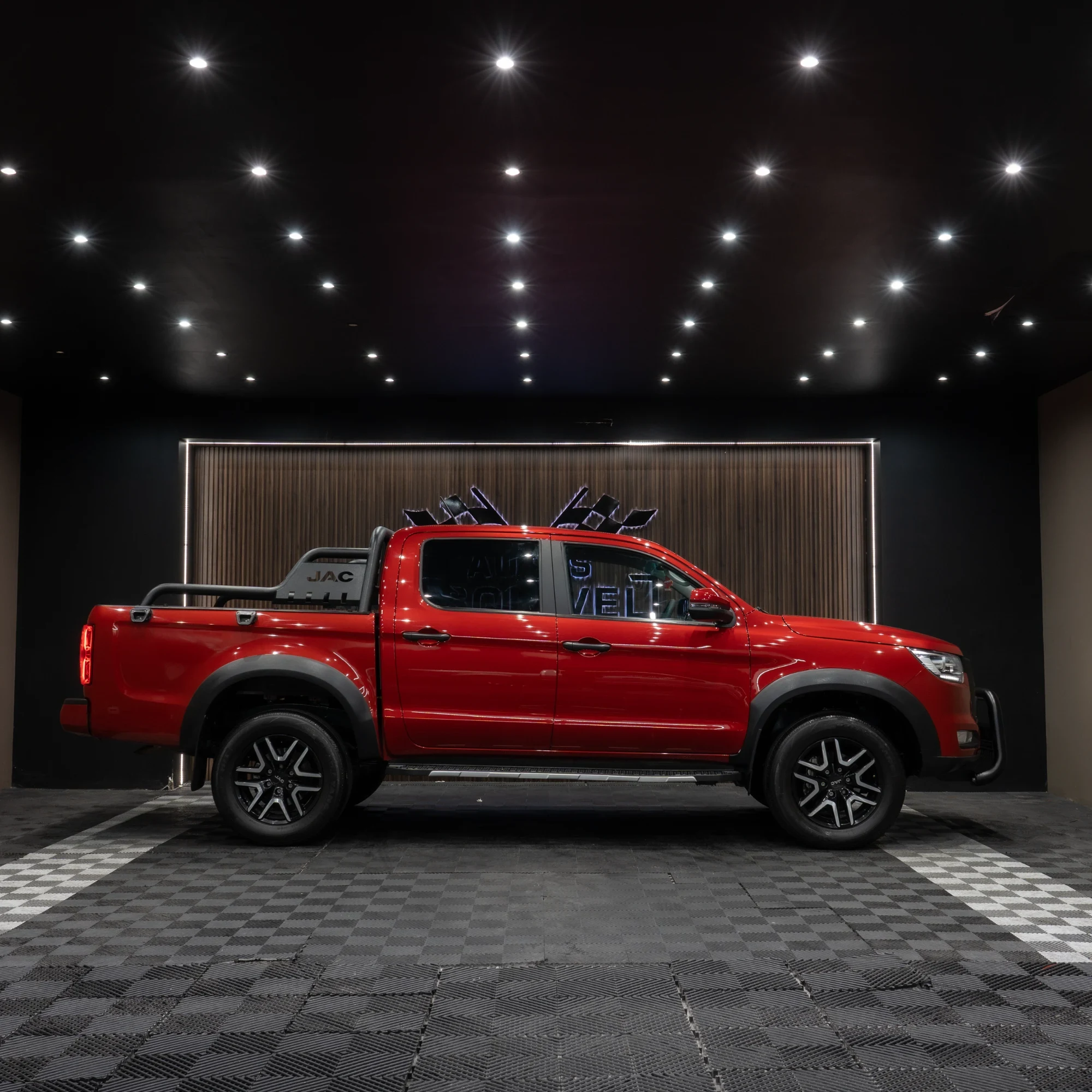 JAC FRISON T8 2025 - imagen 2