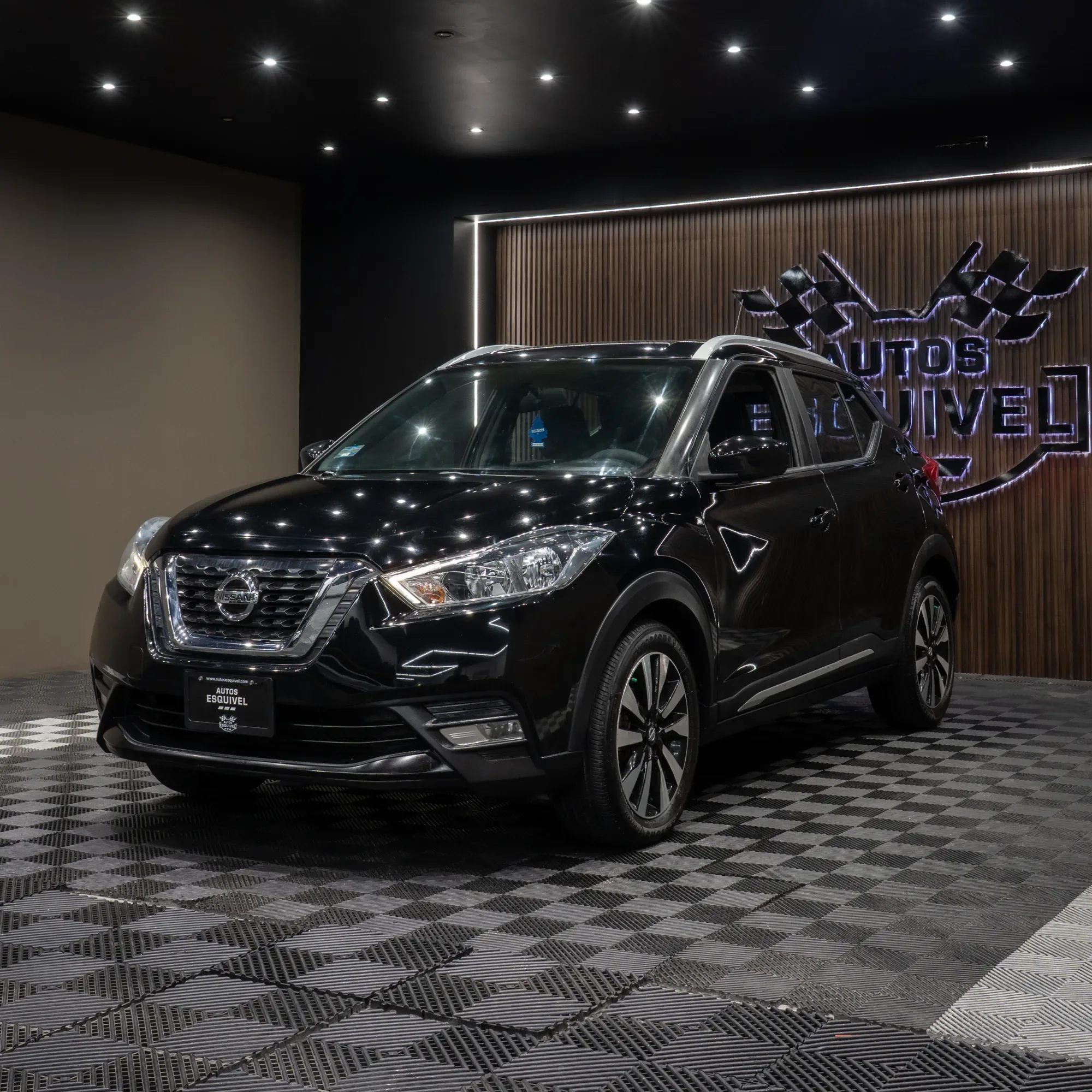 NISSAN KICKS ADVANCE 2018 - imagen 4