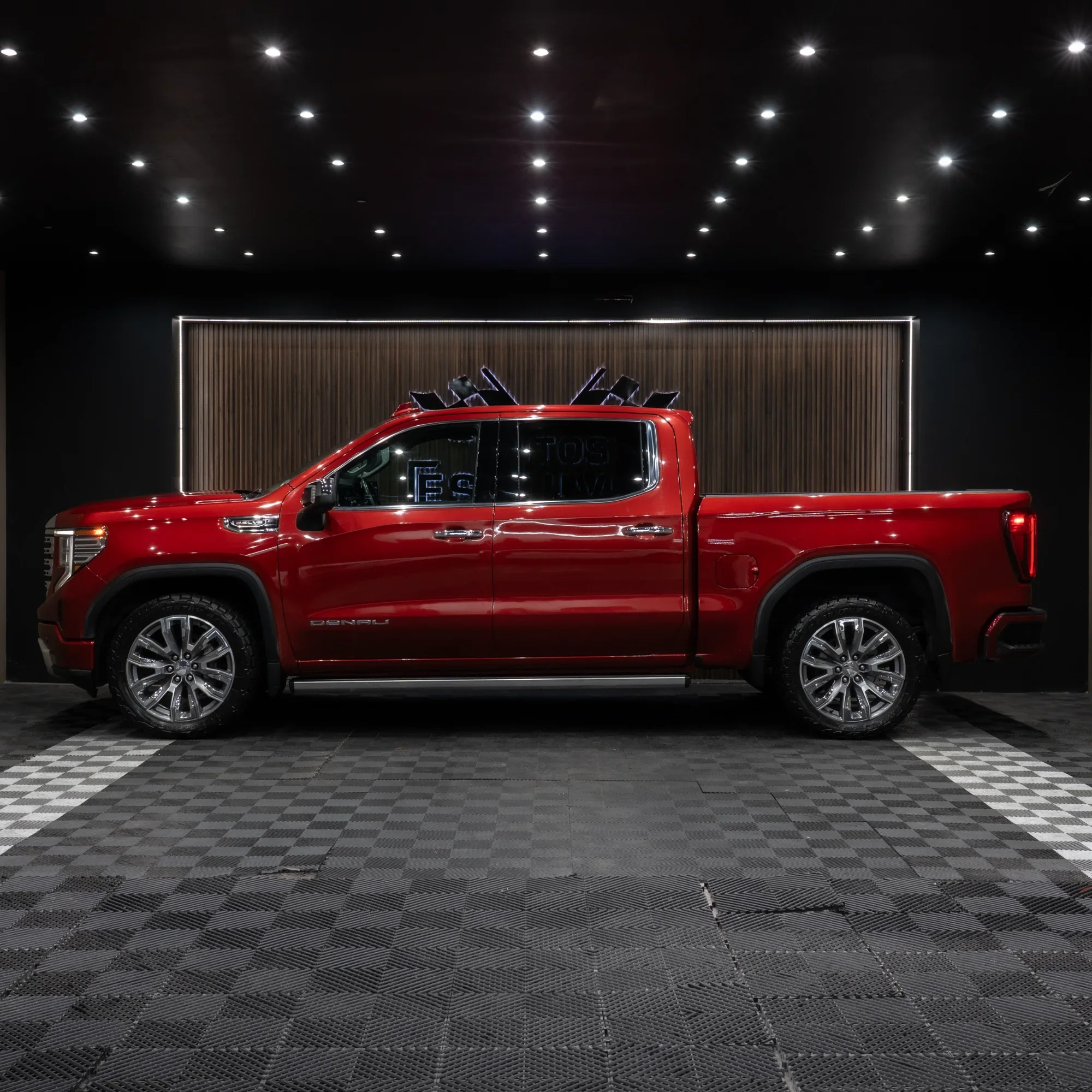 GMC SIERRA DENALI 2023 - imagen 3