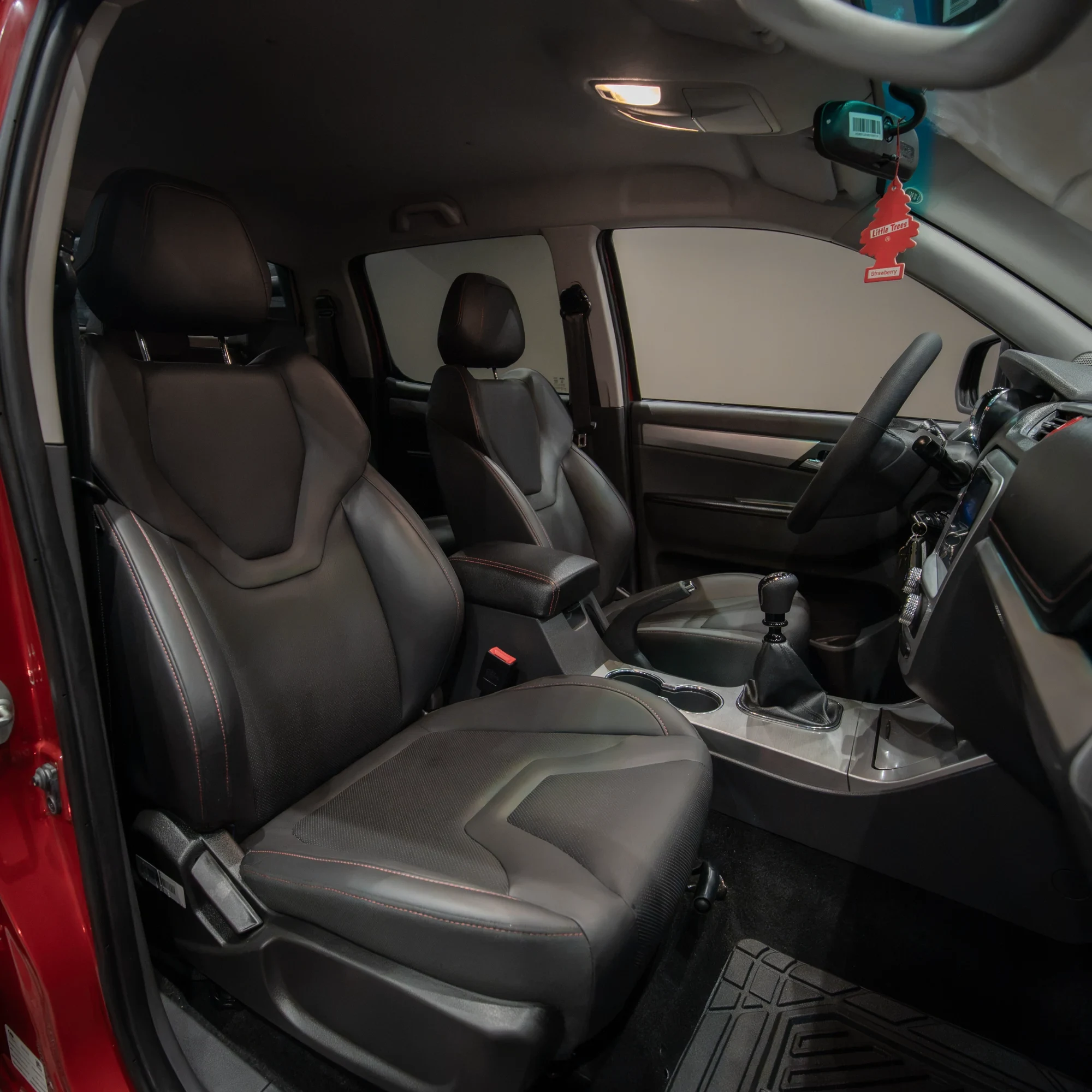 JAC FRISON T8 2025 - imagen 8