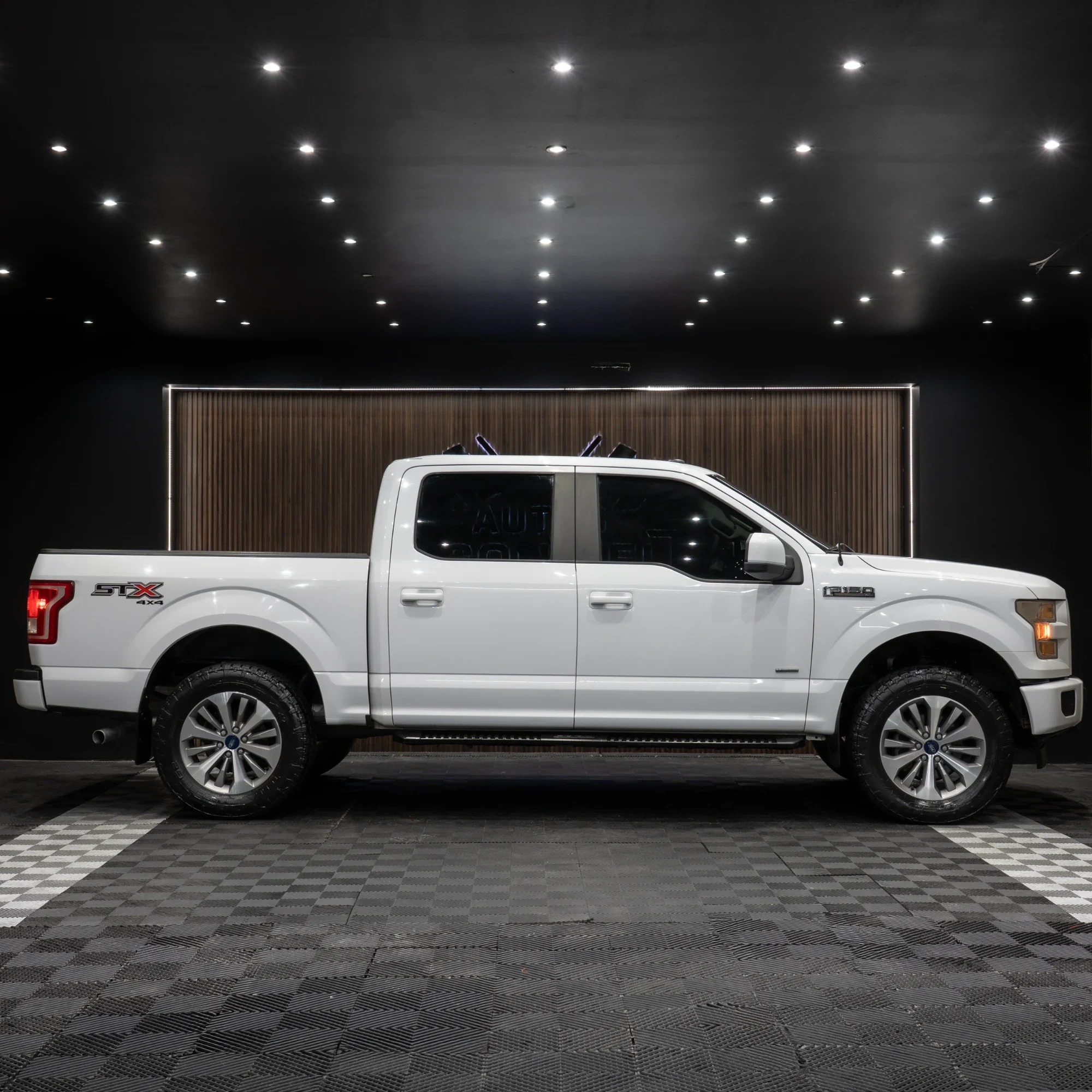 FORD LOBO STX 2017 - imagen 3
