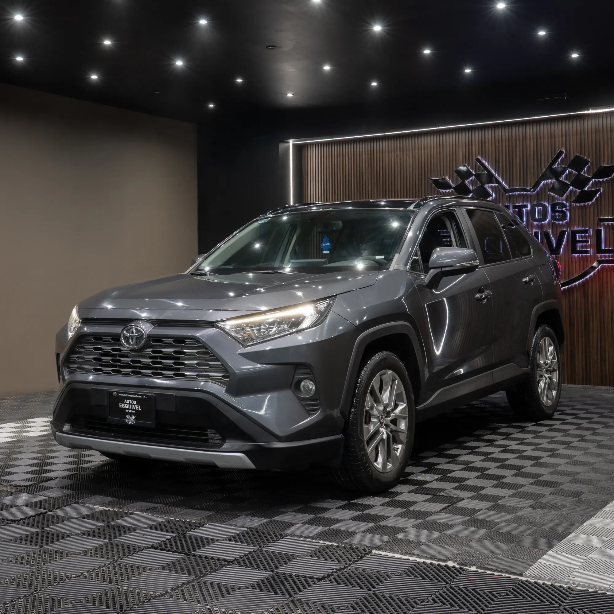 TOYOTA RAV4 LIMITED 2019 - imagen 6
