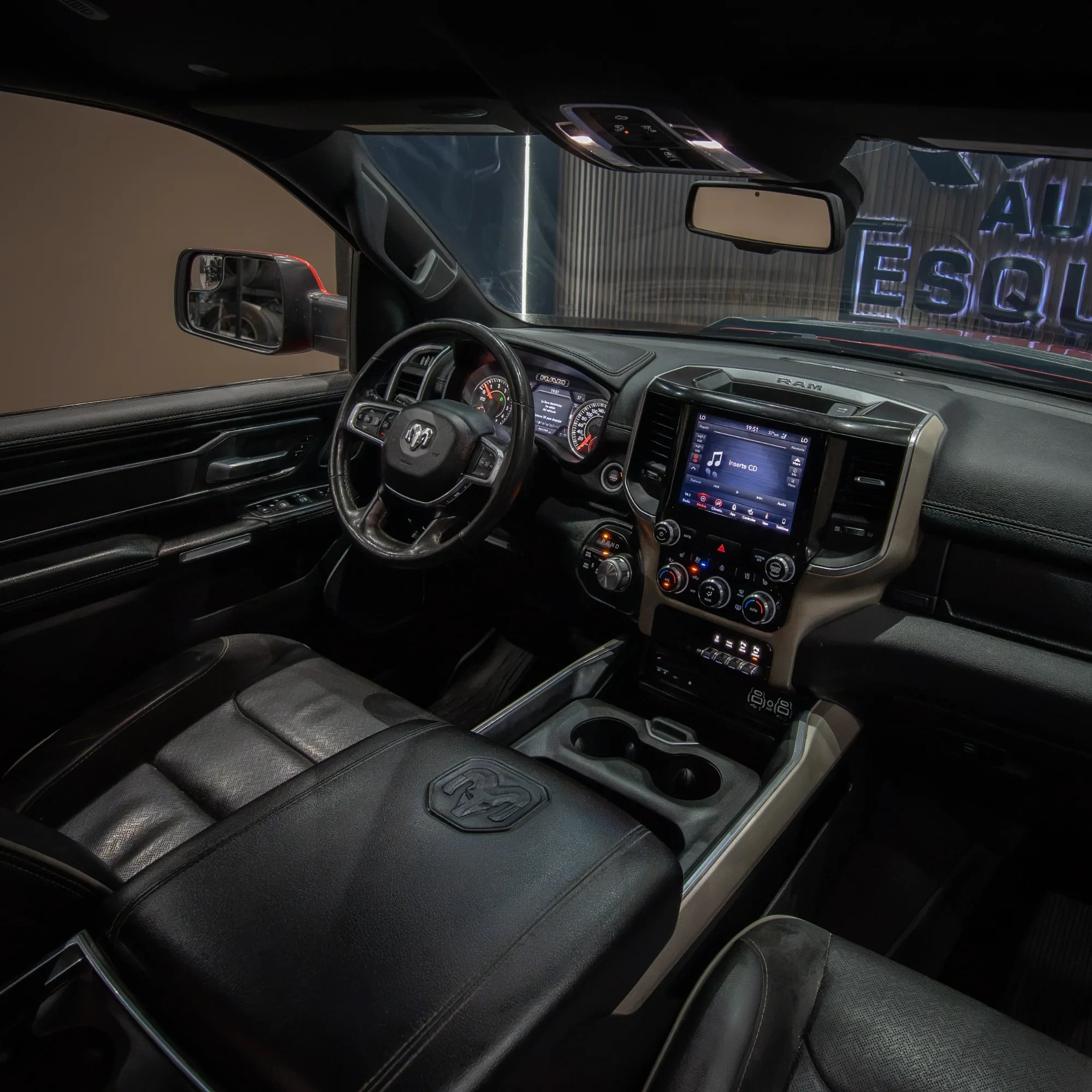 DODGE RAM LARAMIE SPORT 2019 - imagen 7