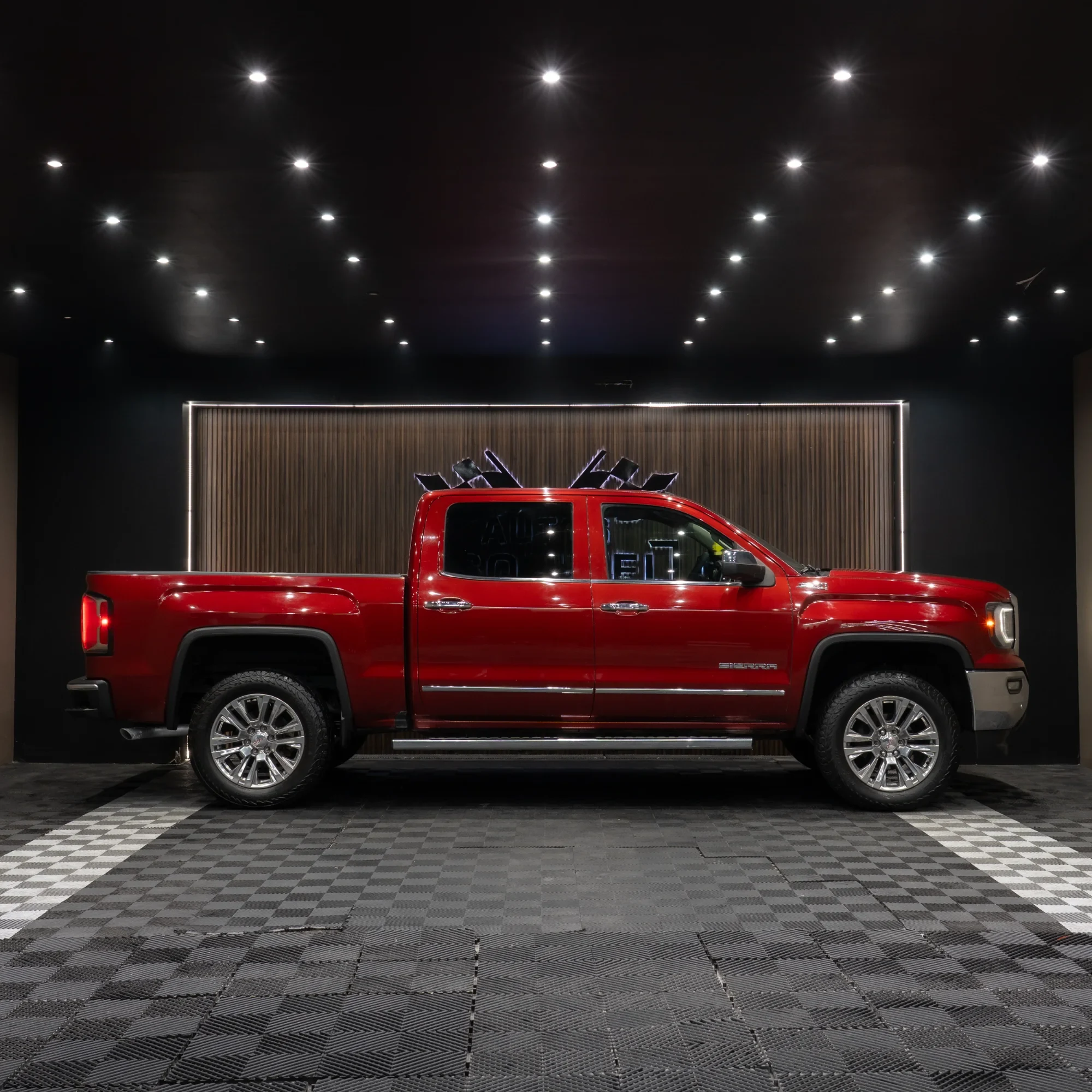 GMC SIERRA 2018 - imagen 3