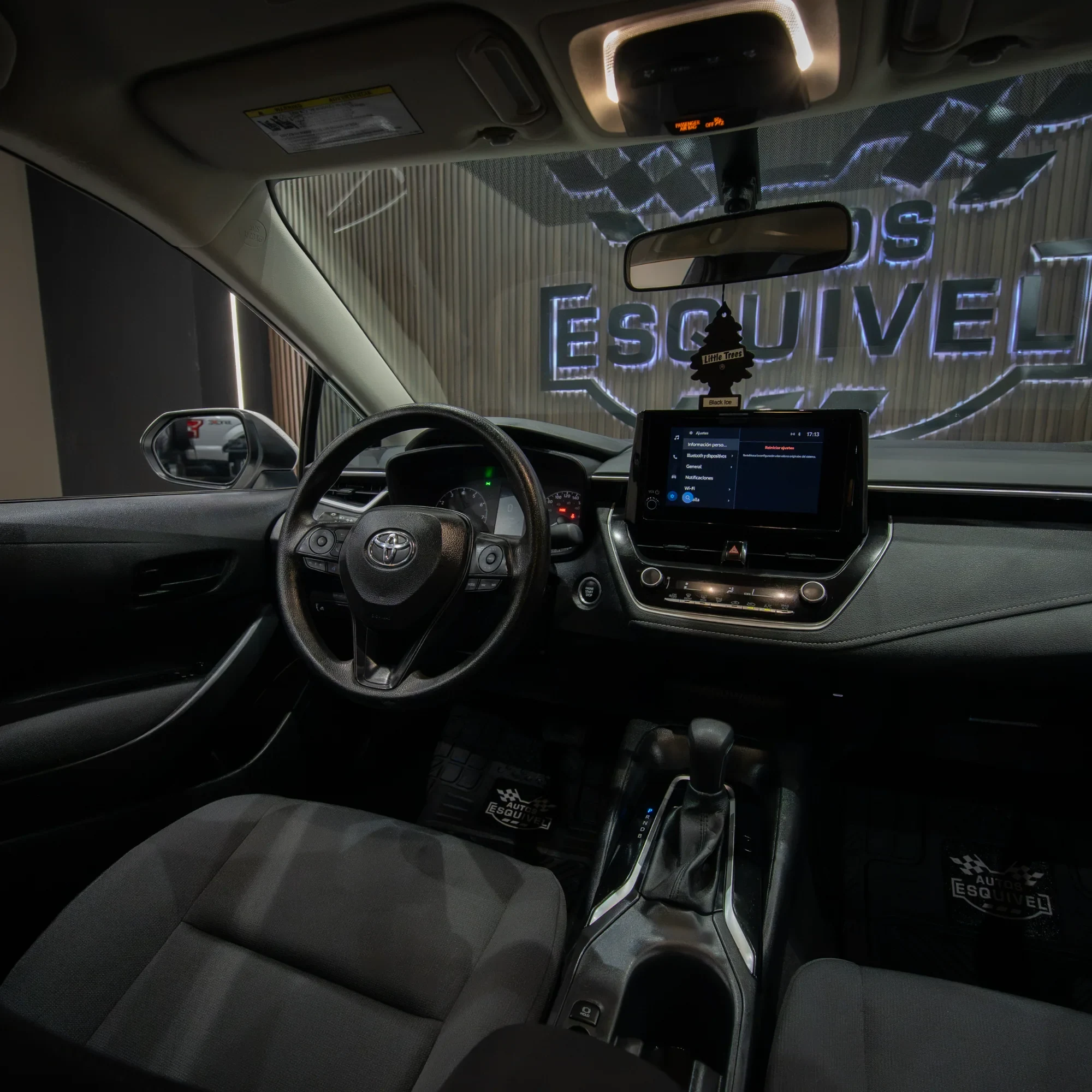 TOYOTA COROLLA 2024 - imagen 9