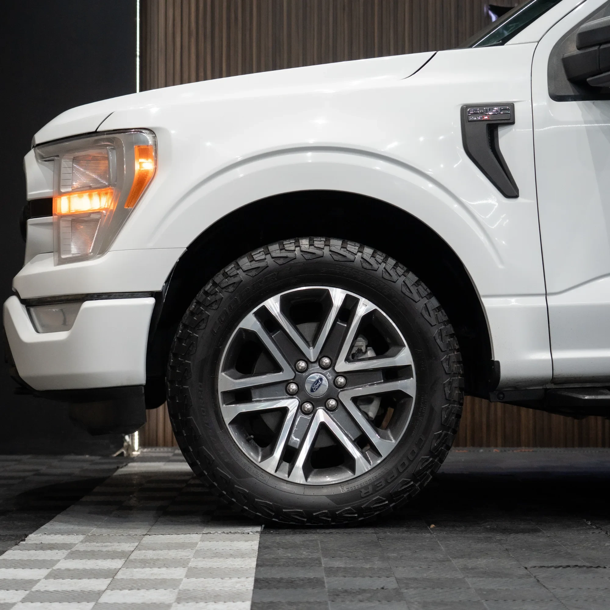 FORD LOBO 4X4 2021 - imagen 10