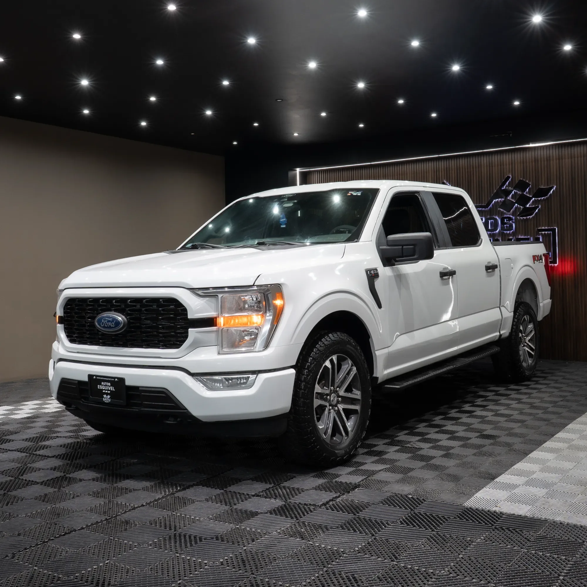 FORD LOBO 4X4 2021 - imagen 6