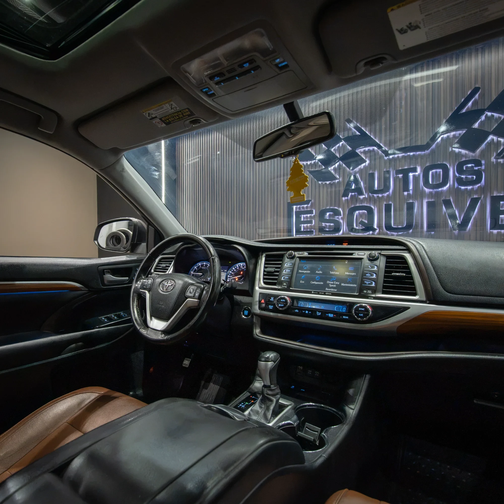 TOYOTA HIGHLANDER LIMITED 2017 - imagen 9