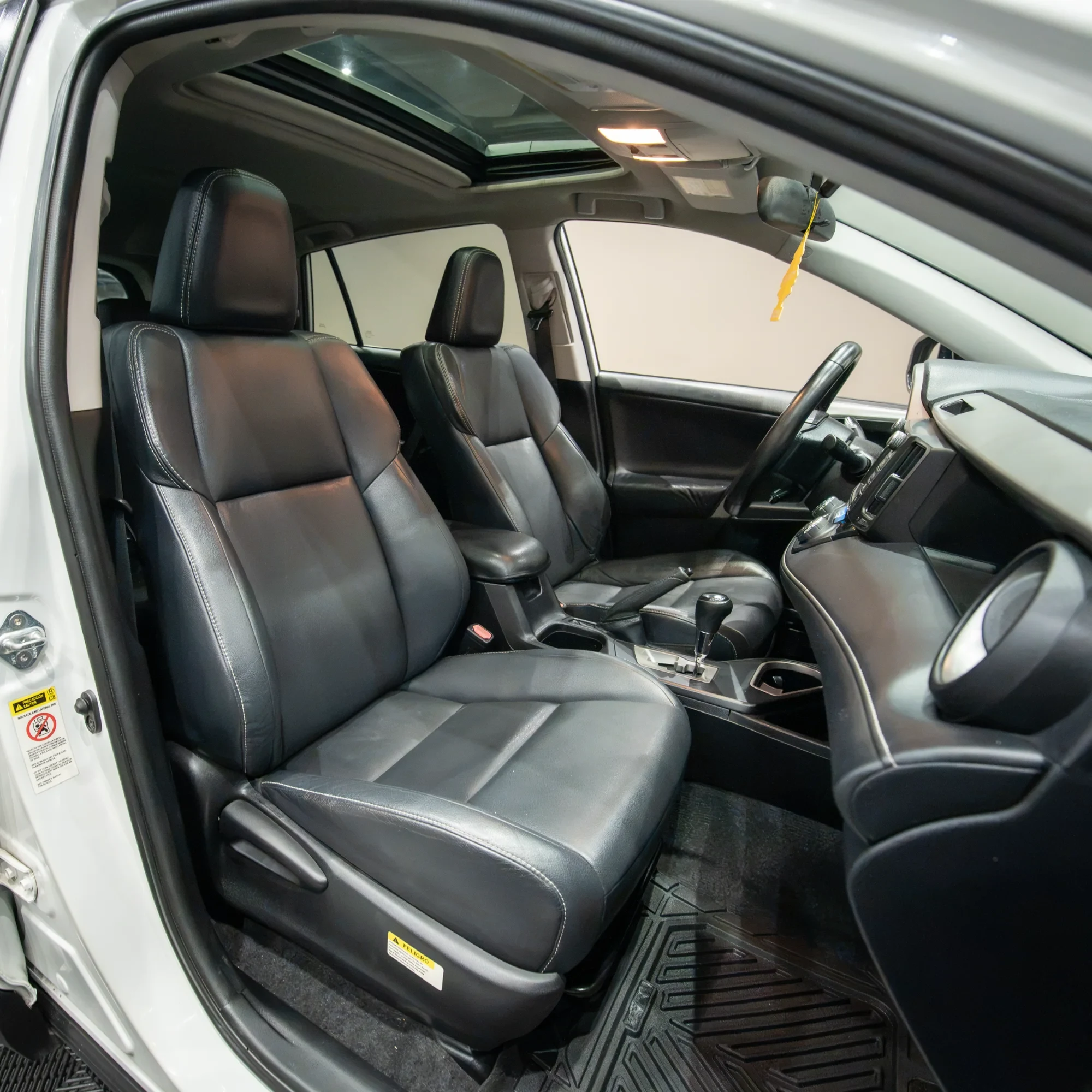 TOYOTA RAV4 XLE 2016 - imagen 8