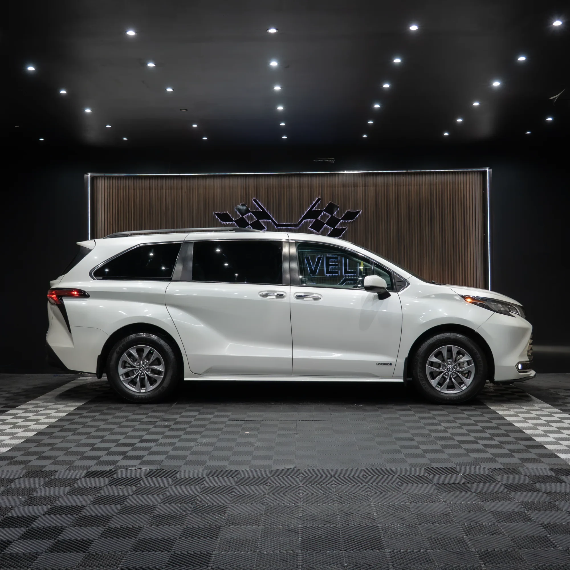 TOYOTA SIENNA XLE 2021 - imagen 2