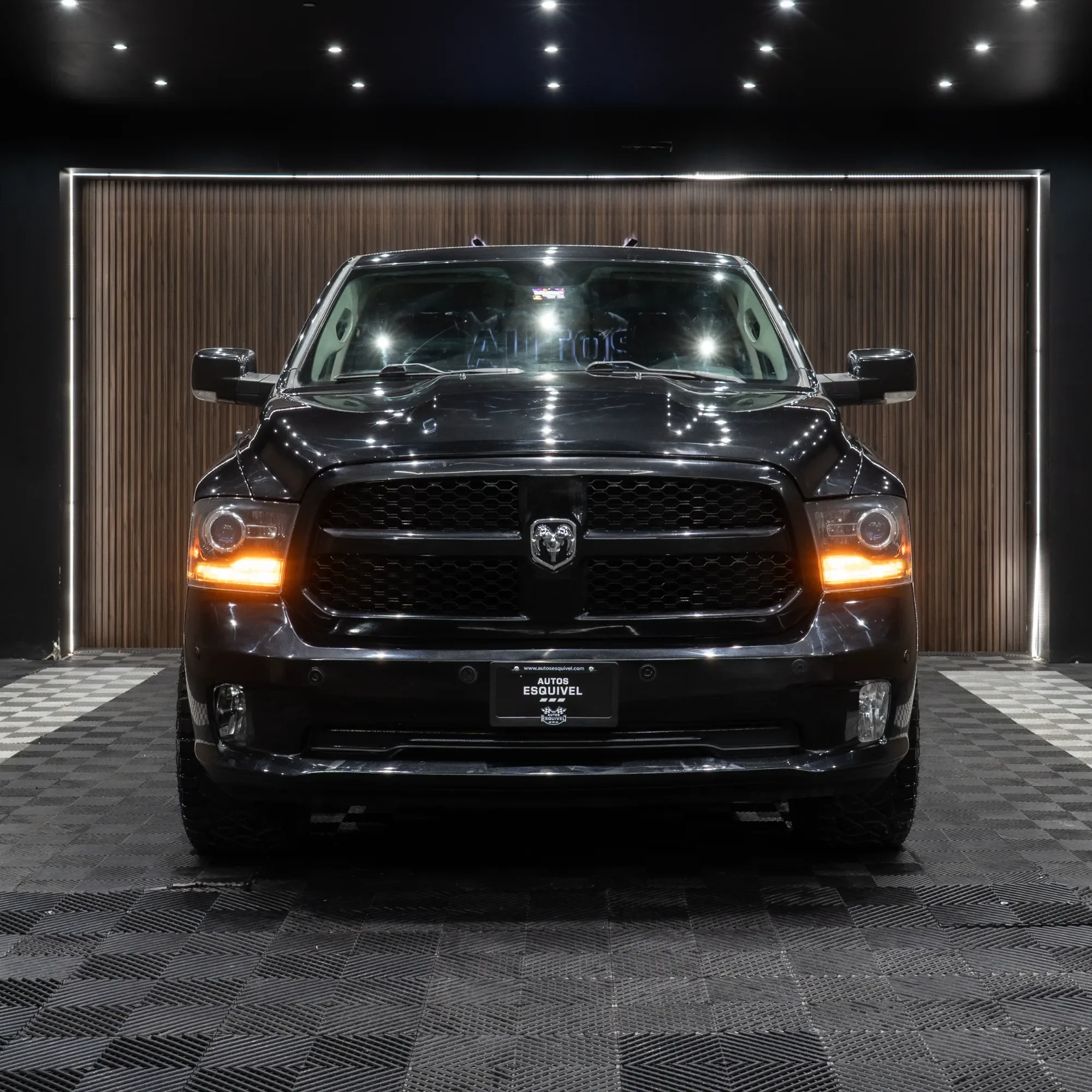 DODGE RAM R/T 2018 - imagen 4