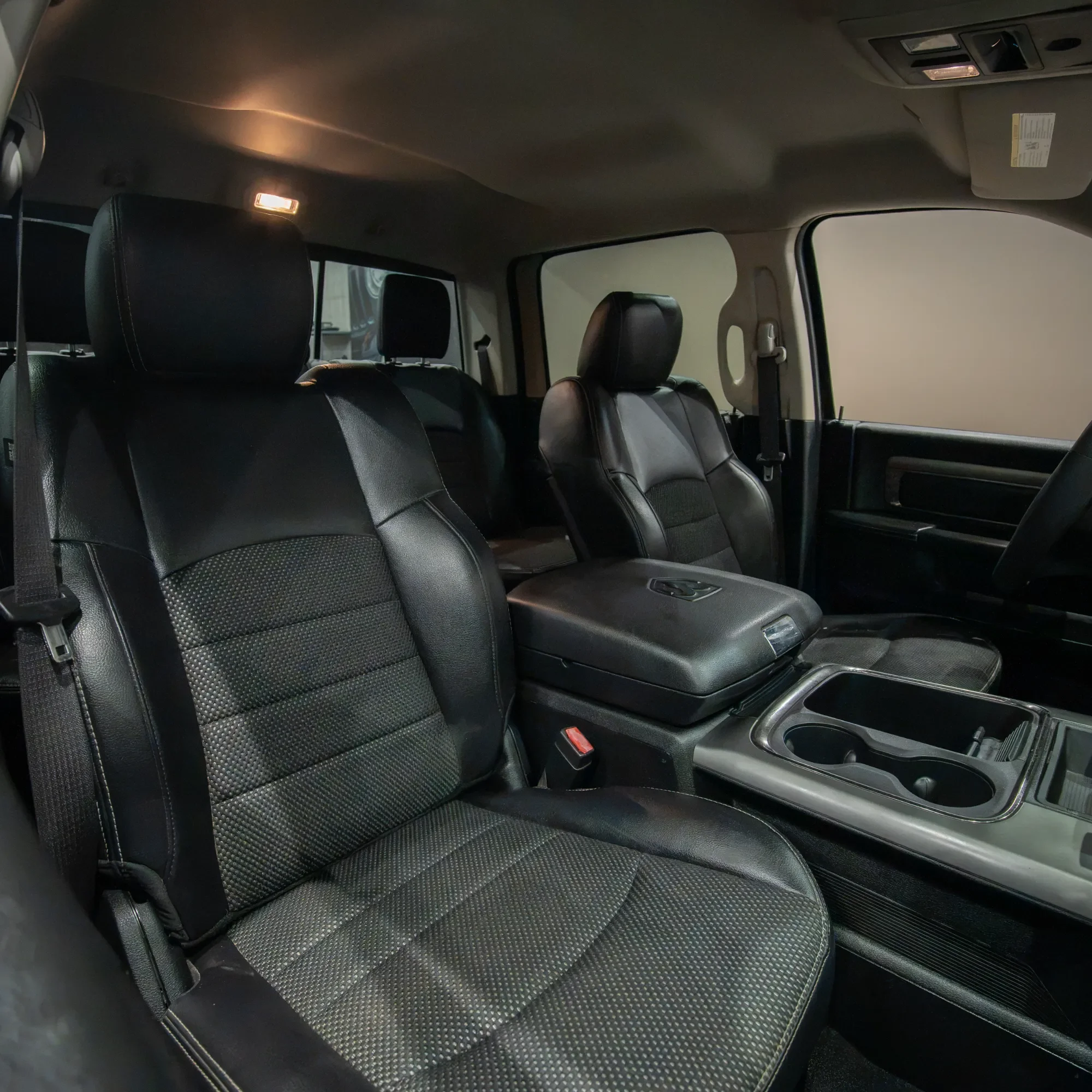 DODGE RAM R/T 2018 - imagen 8