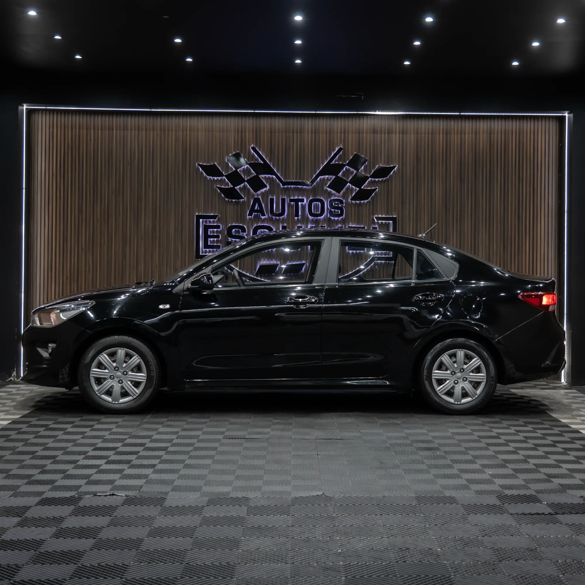 KIA RIO 2023 - imagen 3