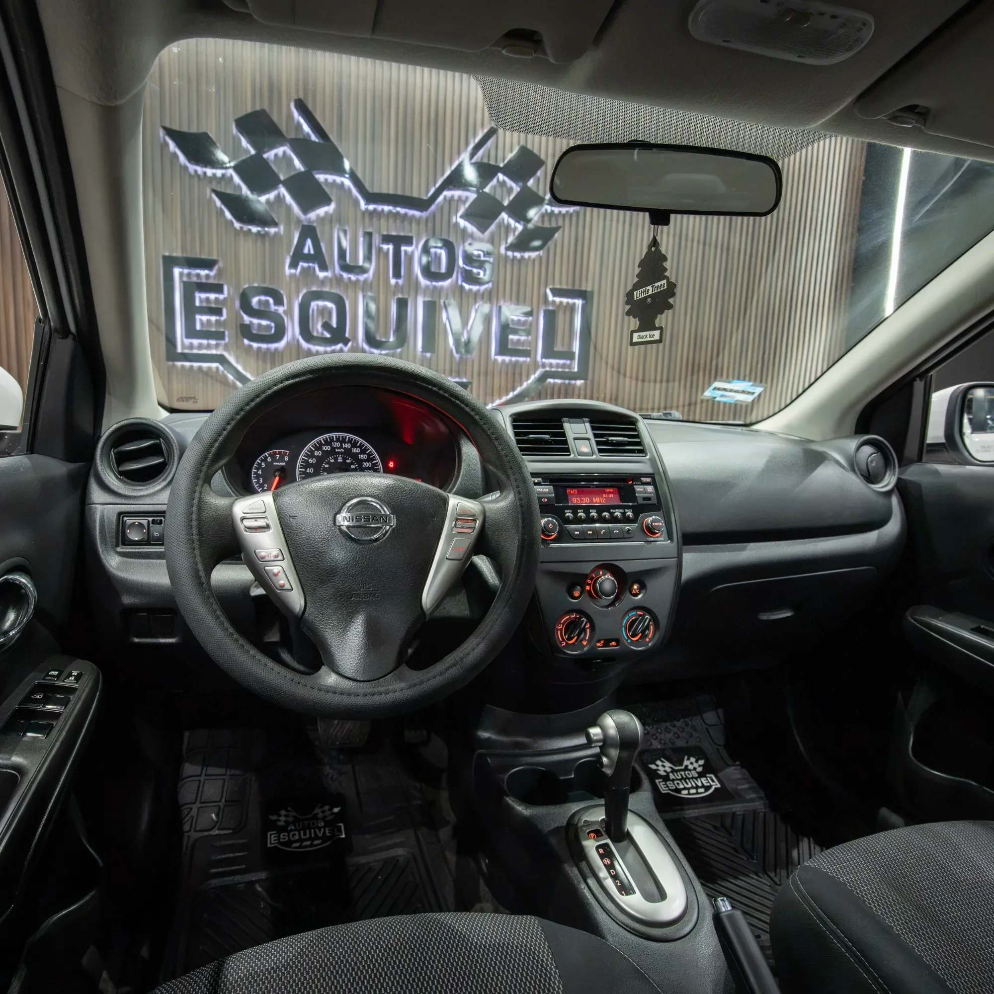 NISSAN VERSA SENSE 2015 - imagen 9