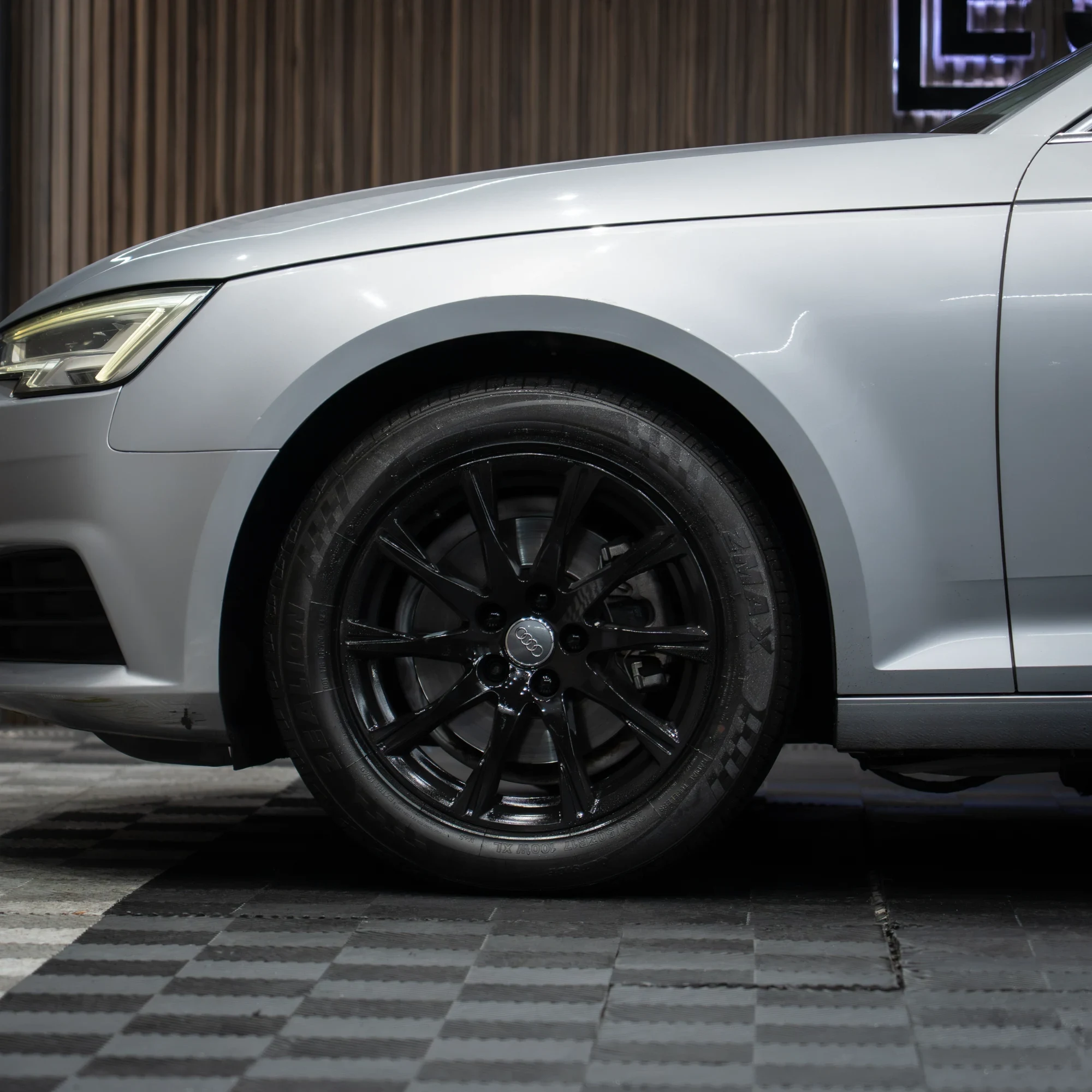 AUDI A4 2017 - imagen 10