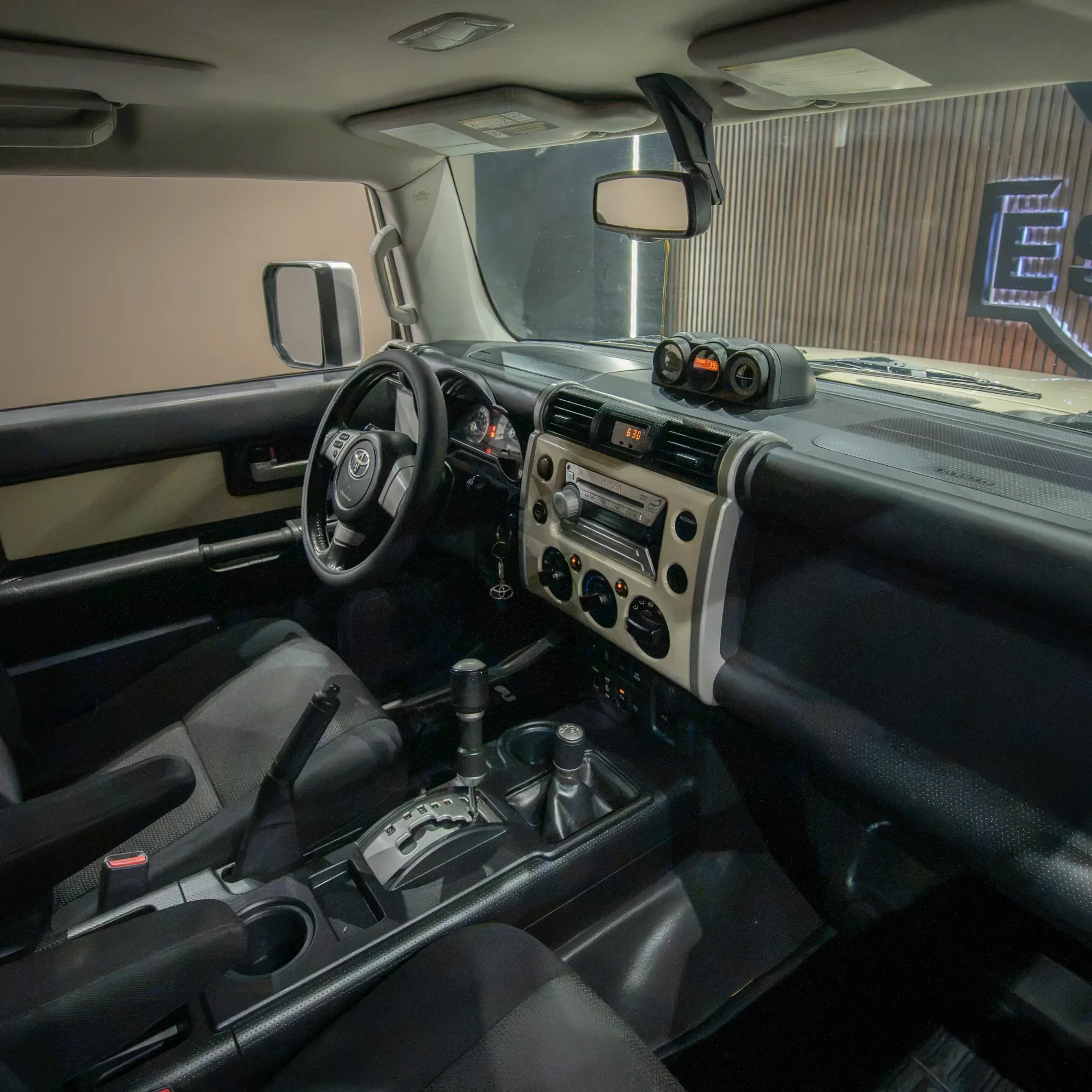 TOYOTA FJ 2009 - imagen 8