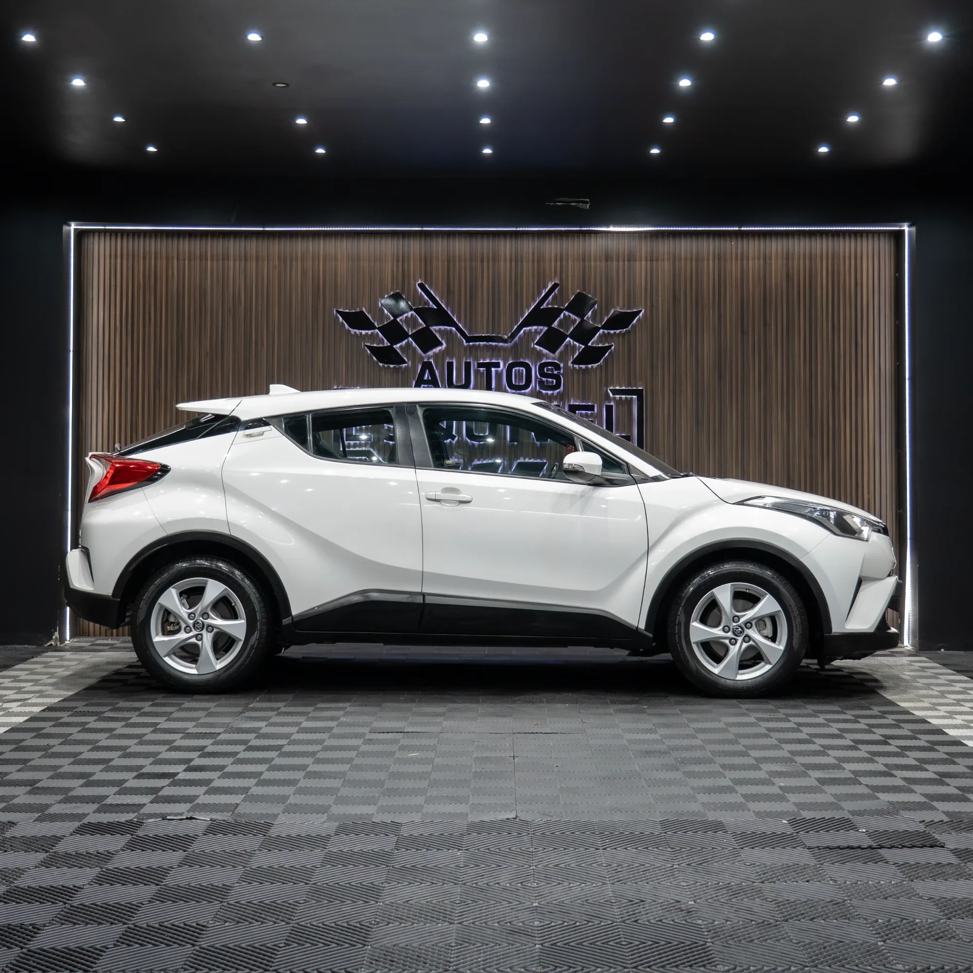 TOYOTA C-HR 2019 - imagen 2