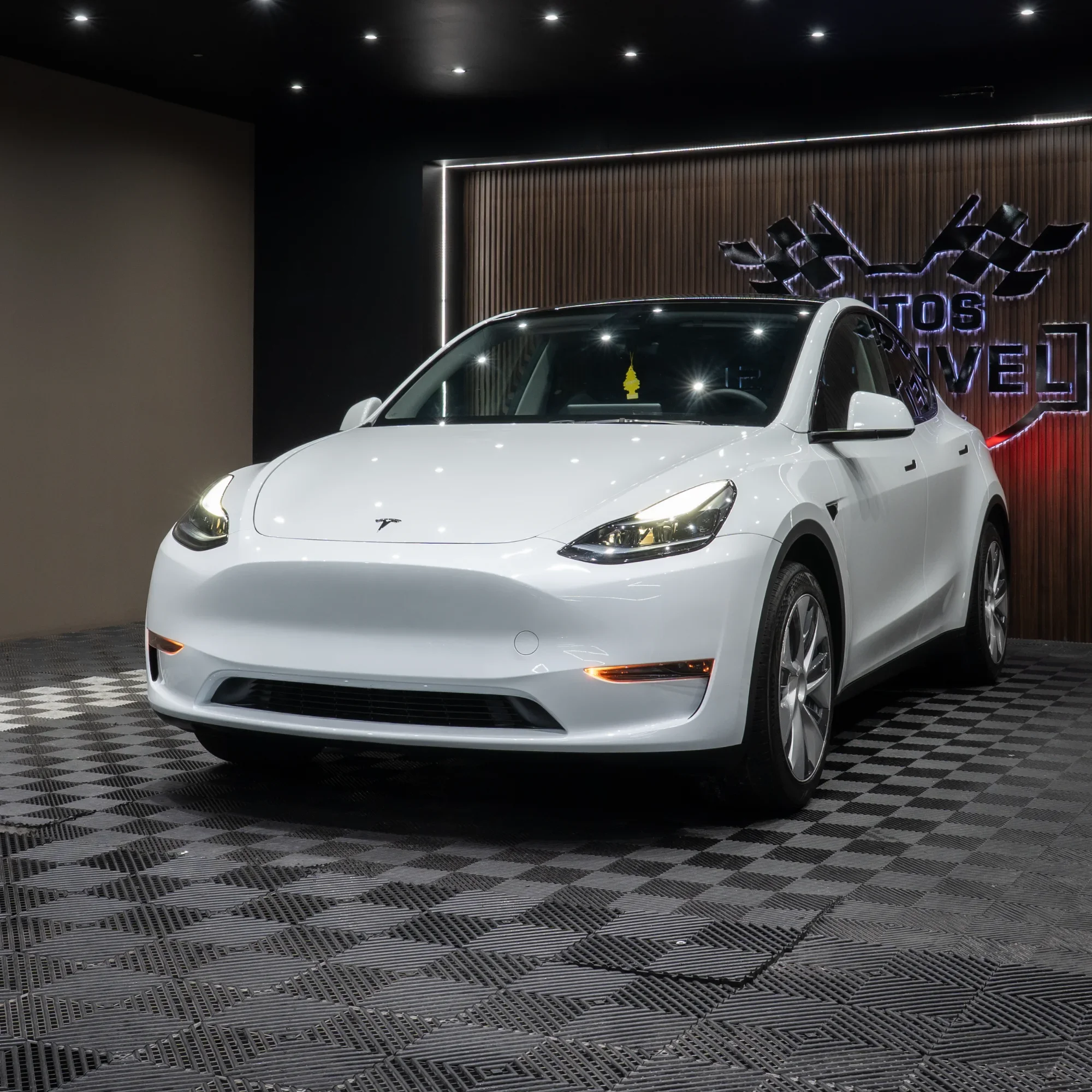 TESLA MODEL Y 2023 - imagen 6