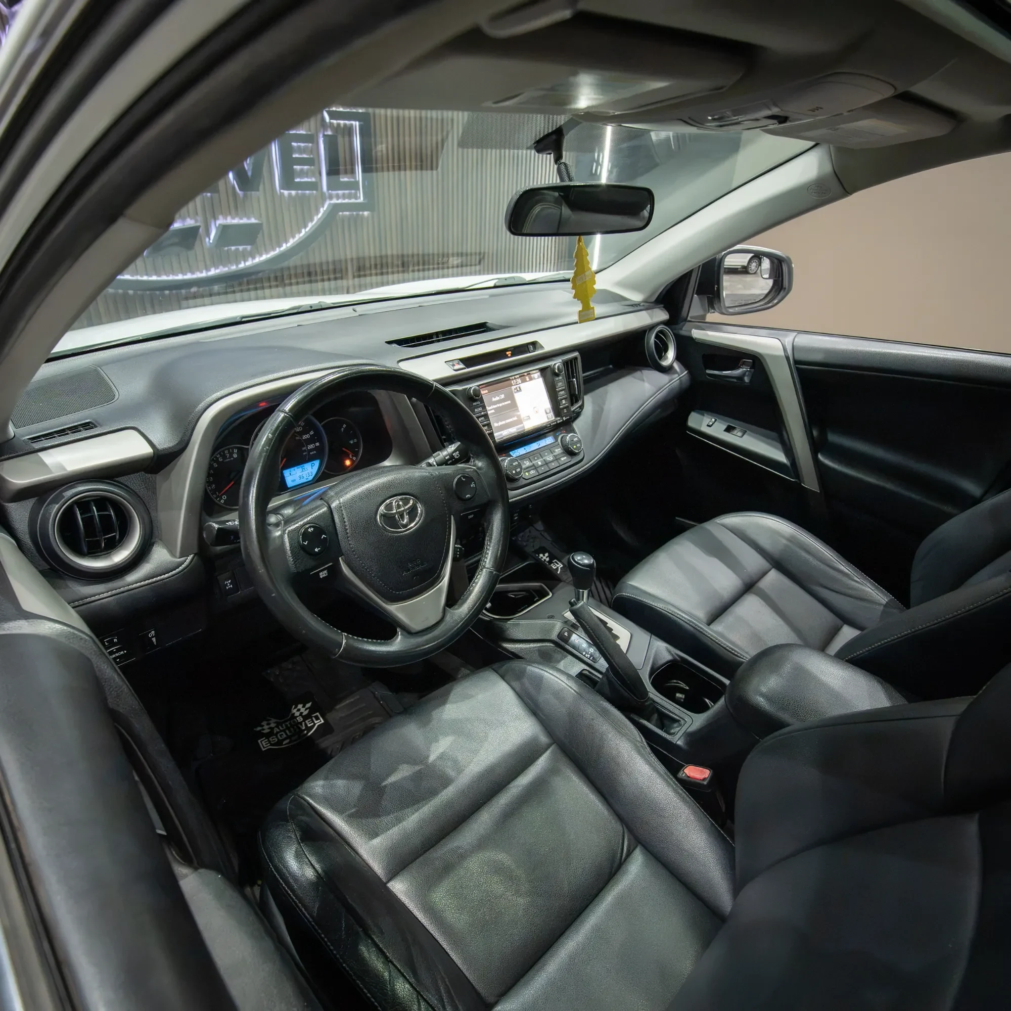 TOYOTA RAV4 XLE 2016 - imagen 9
