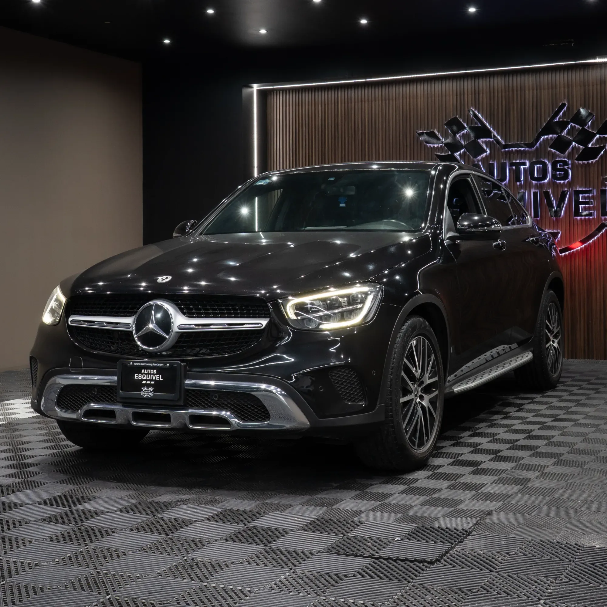 MERCEDES BENZ GLC 300 2021 - imagen 6