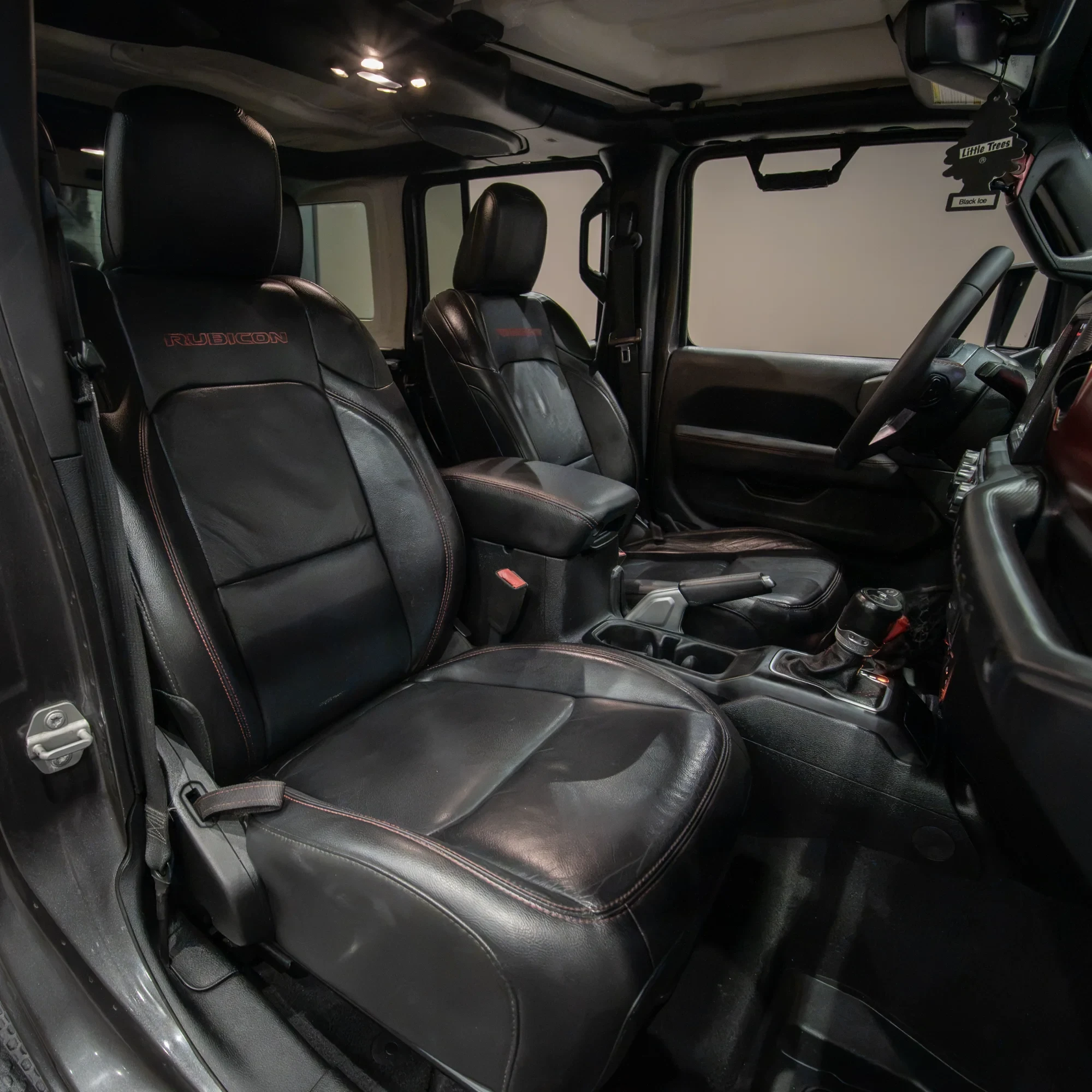 JEEP RUBICON DELUXE 2018 - imagen 9