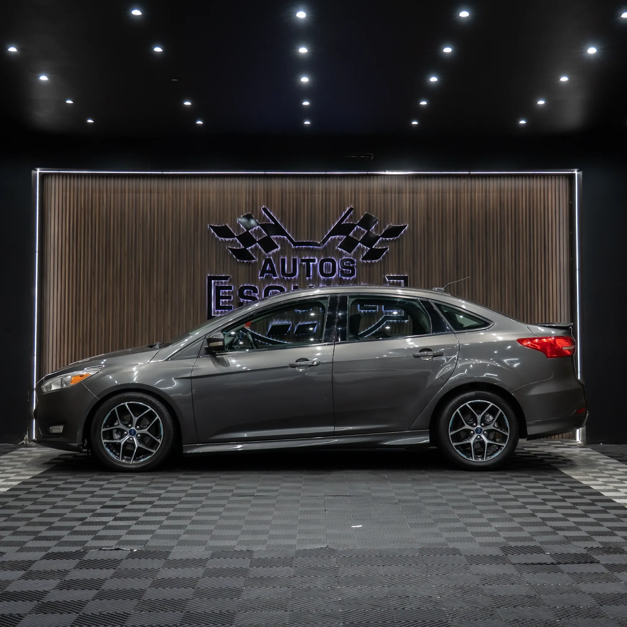 FORD FOCUS 2016 - imagen 3
