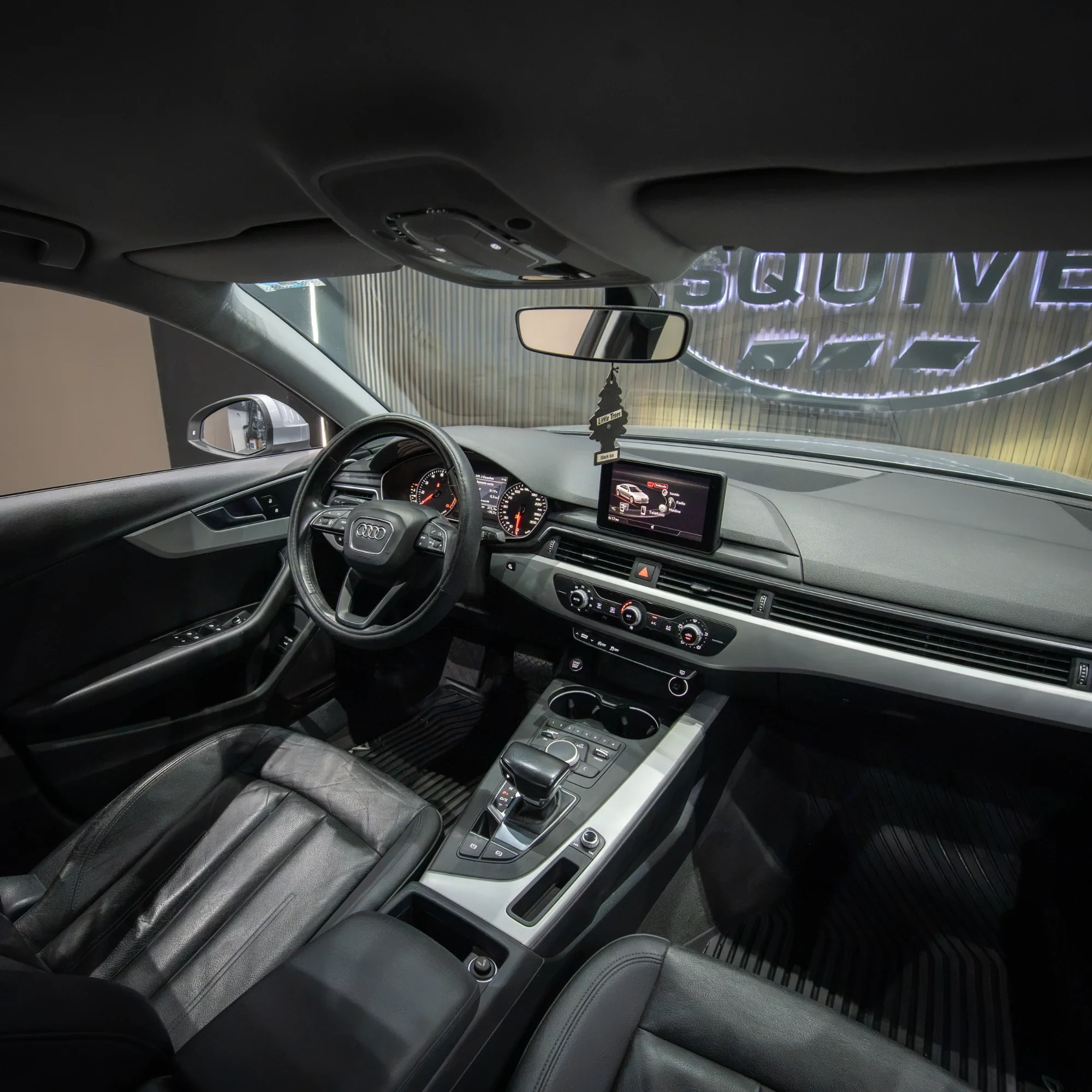 AUDI A4 2017 - imagen 9
