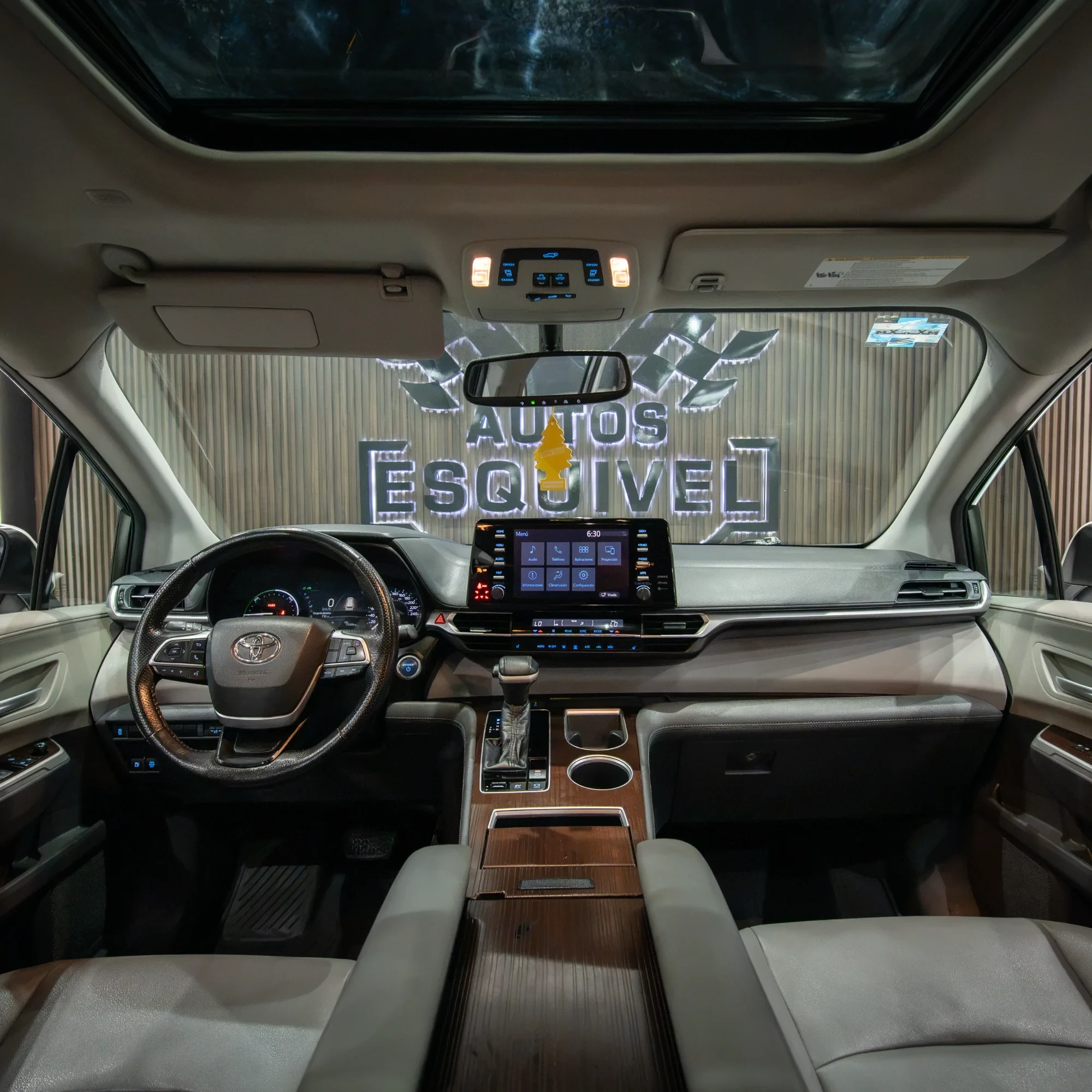 TOYOTA SIENNA XLE 2021 - imagen 7