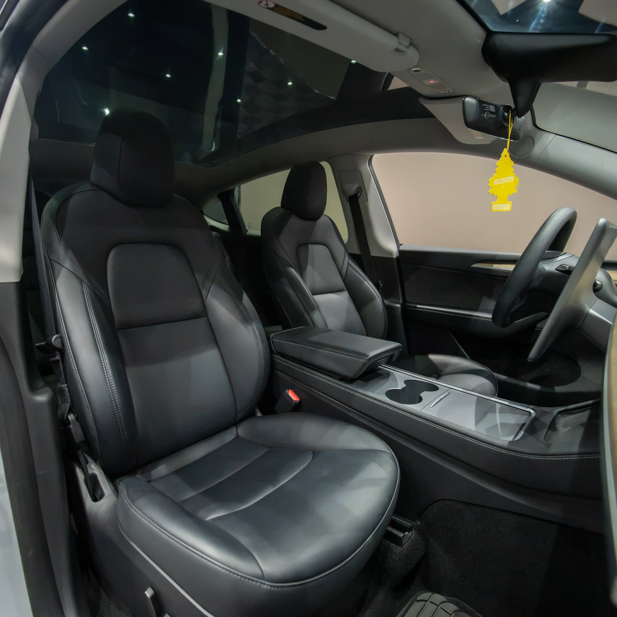 TESLA MODEL Y 2023 - imagen 8