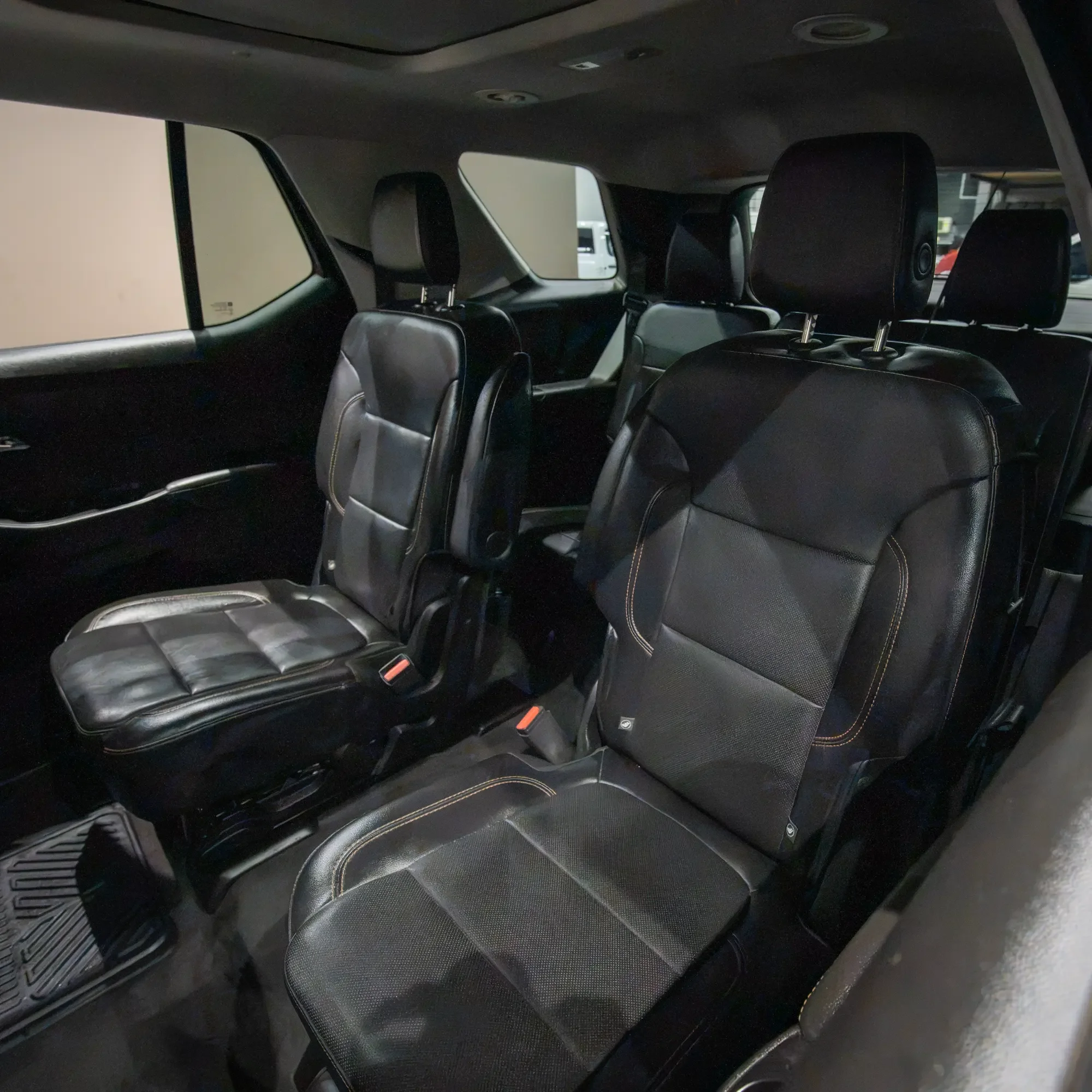 CHEVROLET TRAVERSE RED LINE 2018 - imagen 8