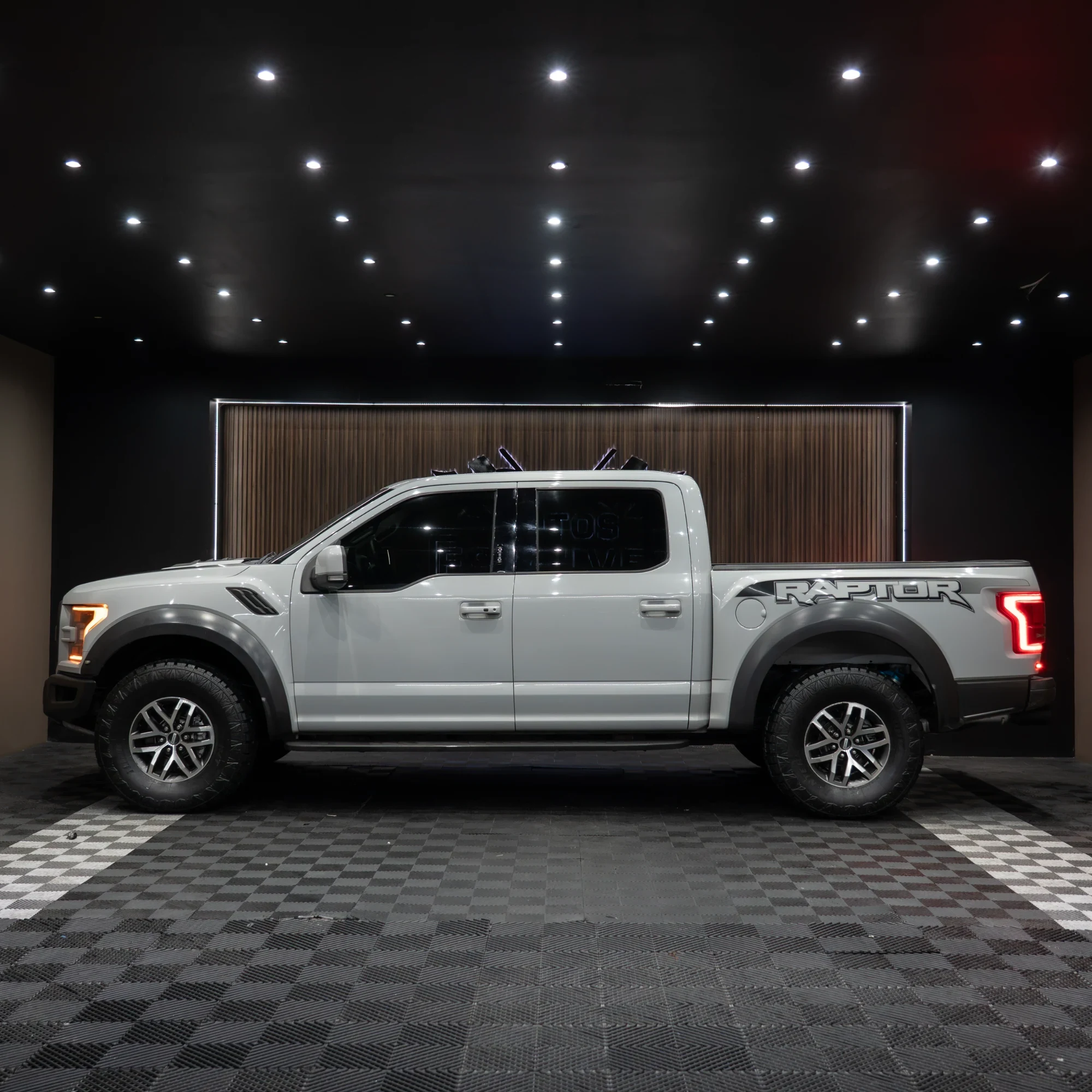 FORD LOBO RAPTOR 2017 - imagen 3