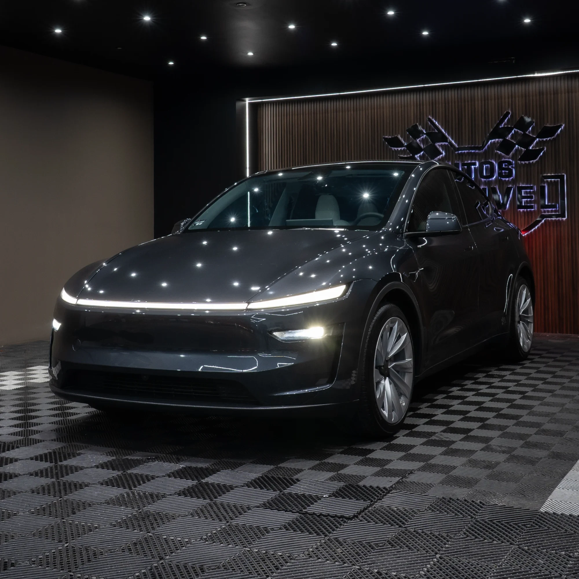 TESLA MODEL Y PREMIUM DUAL MOTOR 2025 - imagen 6