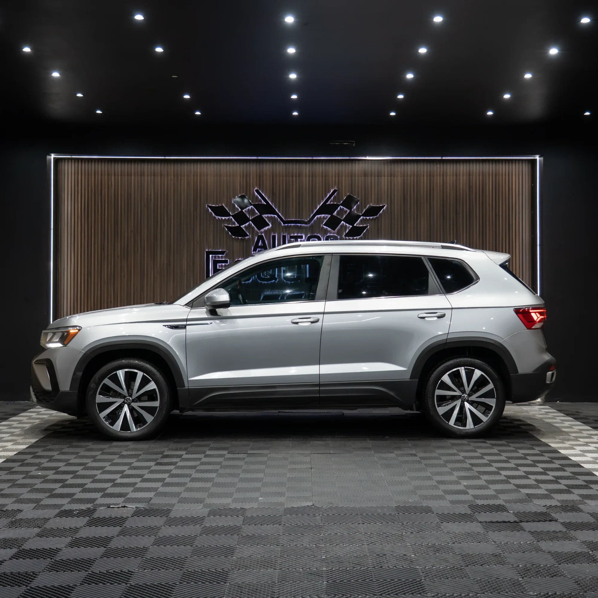 VOLKSWAGEN TAOS COMFORTLINE 2023 - imagen 3