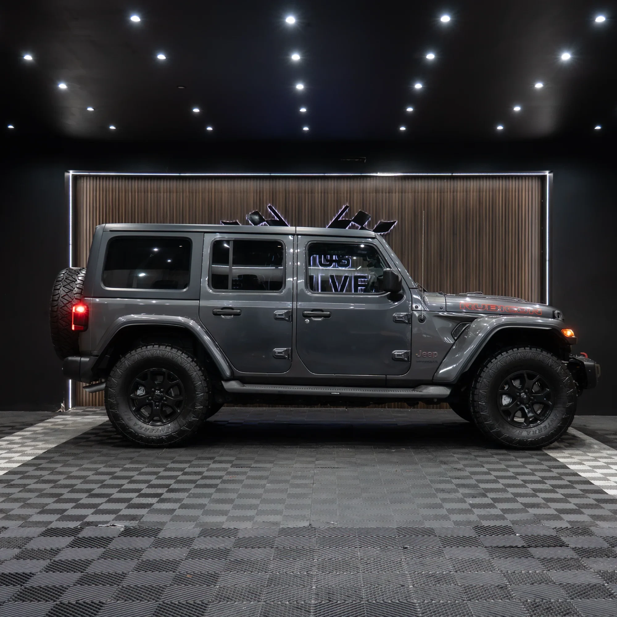 JEEP RUBICON DELUXE 2018 - imagen 2