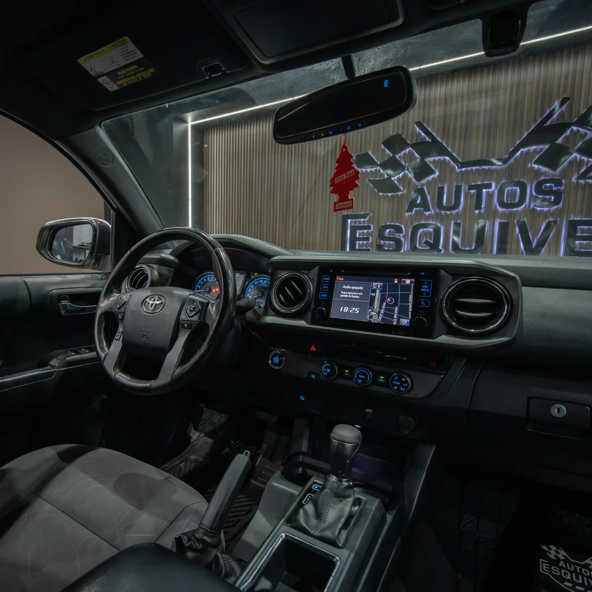 TOYOTA TACOMA TRD SPORT 2017 - imagen 9