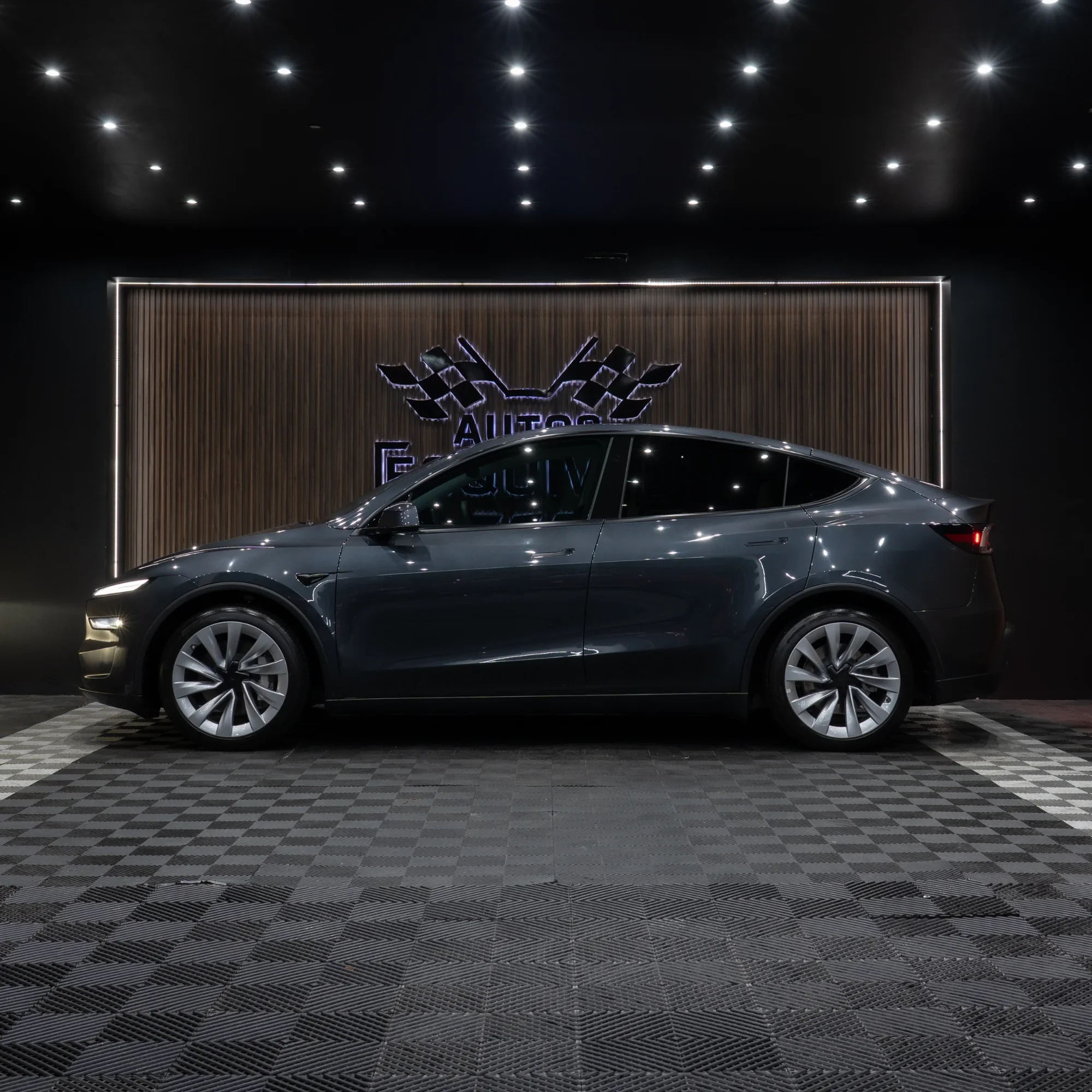 TESLA MODEL Y PREMIUM DUAL MOTOR 2025 - imagen 2