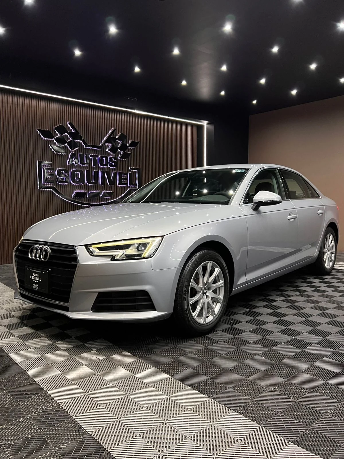 Audi A4 2017 - imagen 2