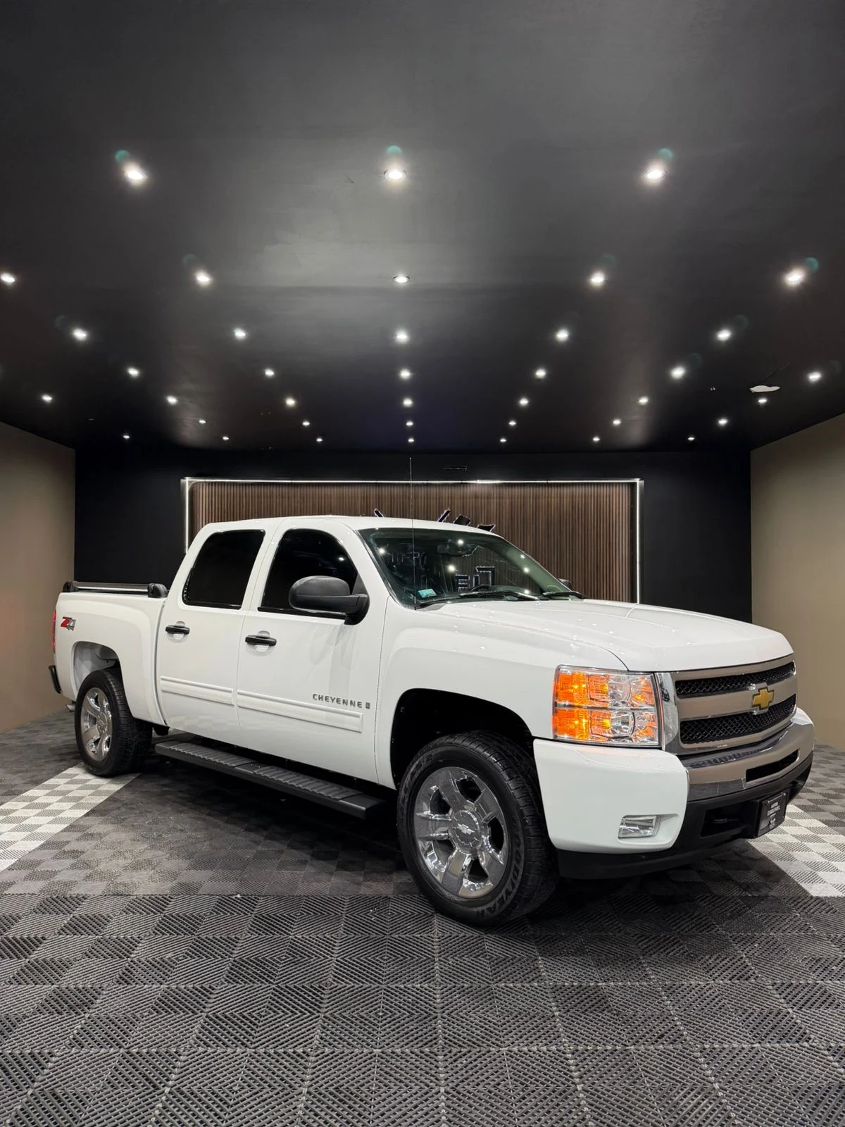 Chevrolet CHEYENNE LT 2009 - imagen 2