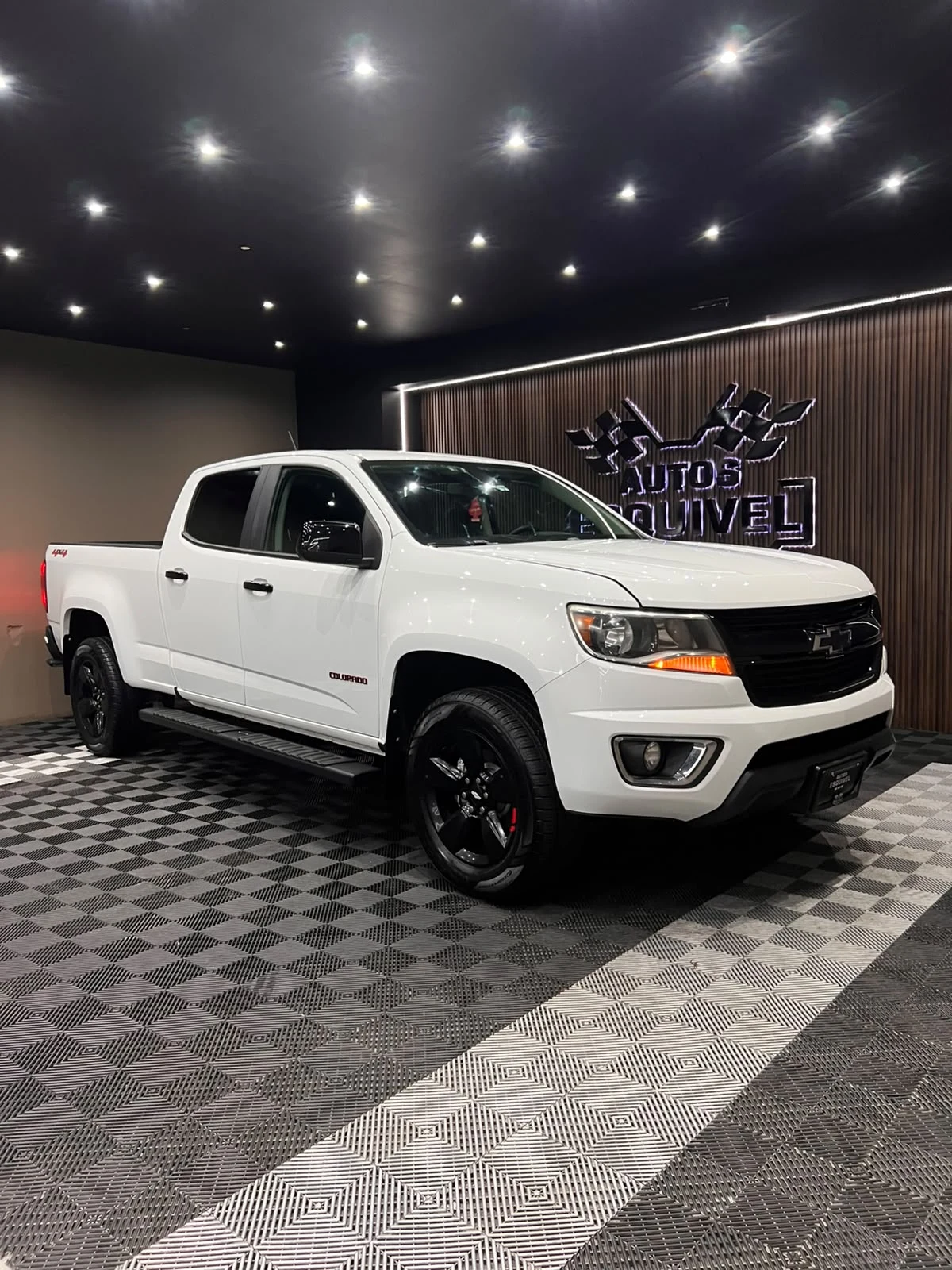 Chevrolet COLORADO RED LINE Z71 2018 - imagen 3