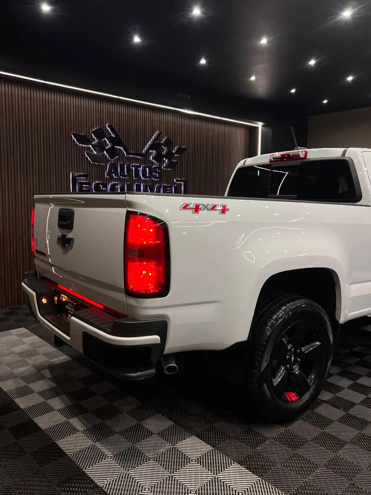 Chevrolet COLORADO RED LINE Z71 2018 - imagen 7