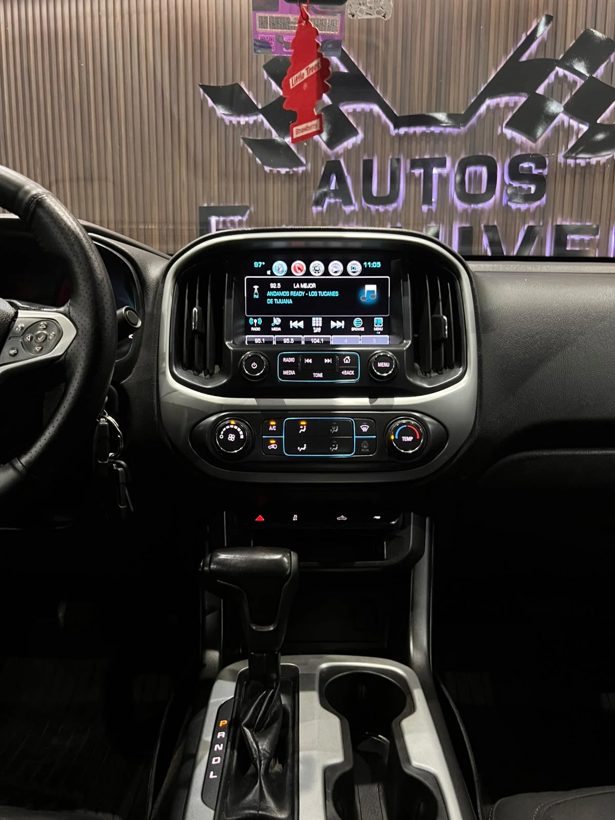 Chevrolet COLORADO RED LINE Z71 2018 - imagen 12