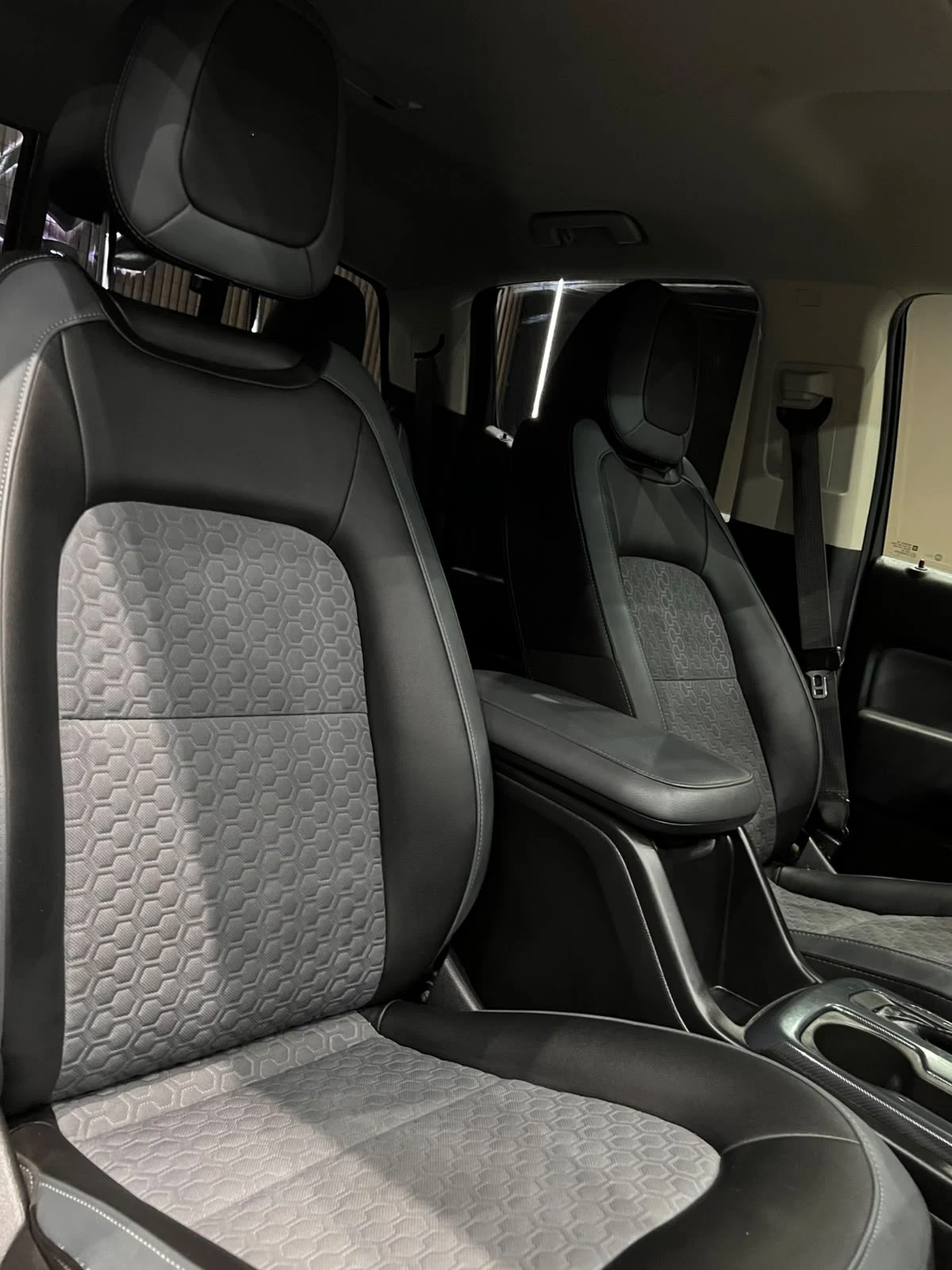 Chevrolet COLORADO Z71 2018 - imagen 8