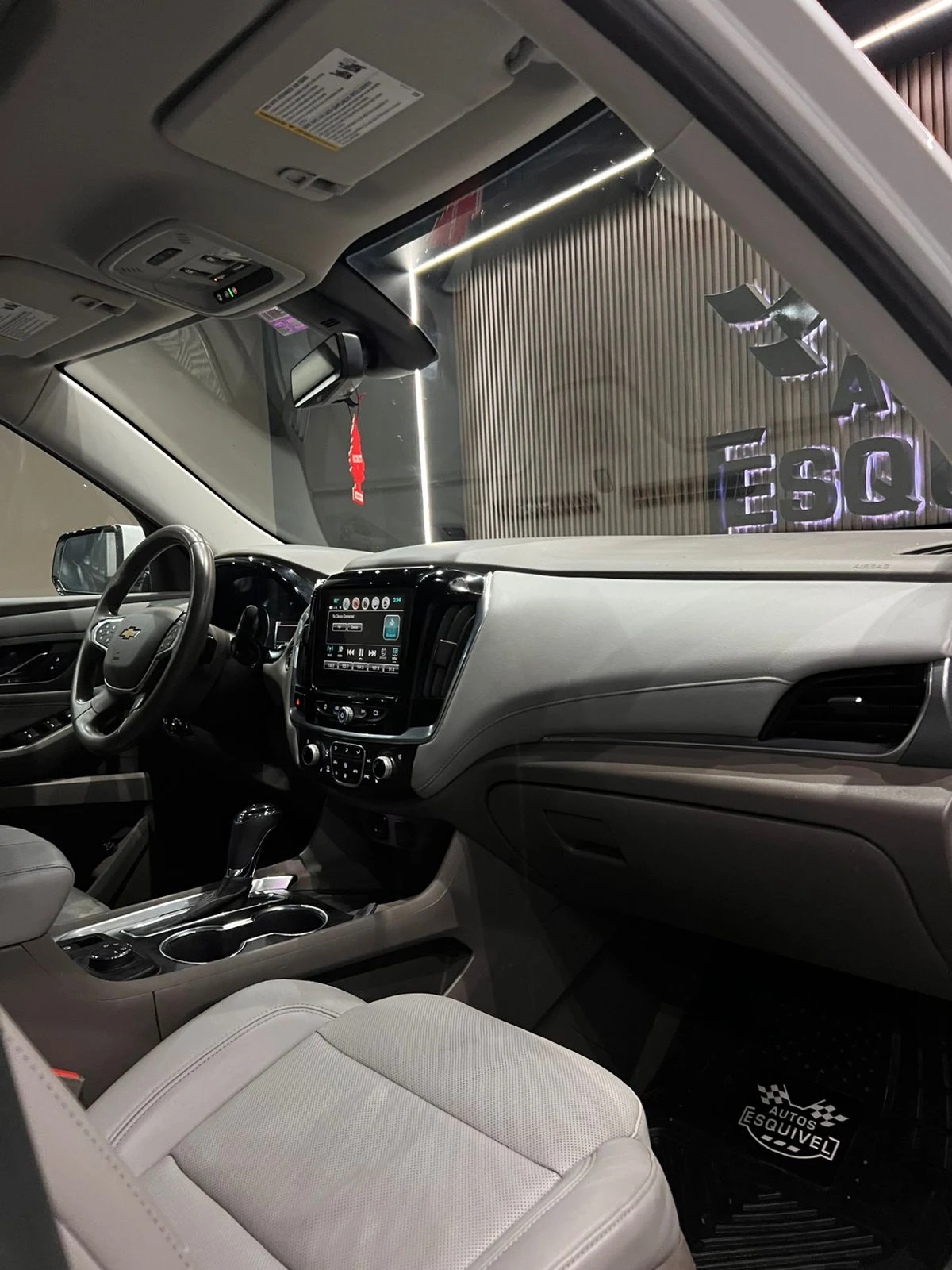 Chevrolet TRAVERSE HIGH COUNTRY 2018 - imagen 13
