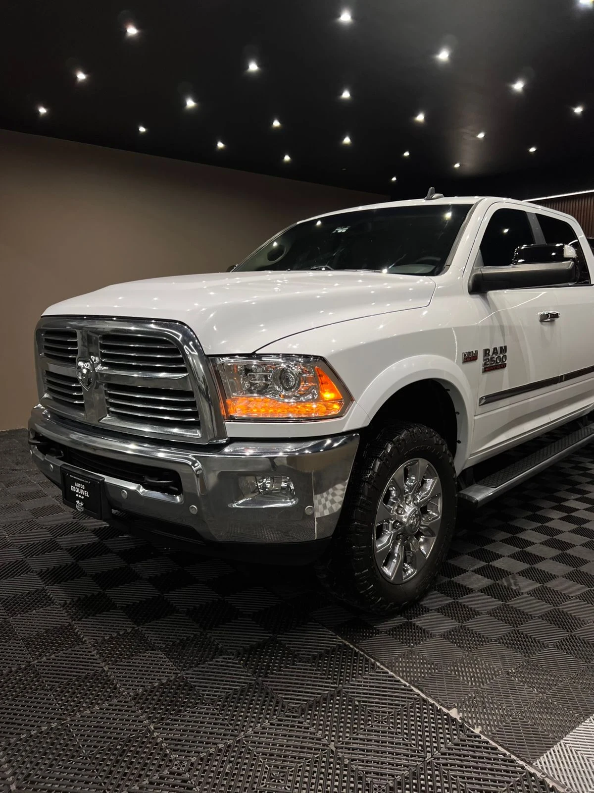 Dodge RAM HEAVY DUTY 4X4 2018 - imagen 4