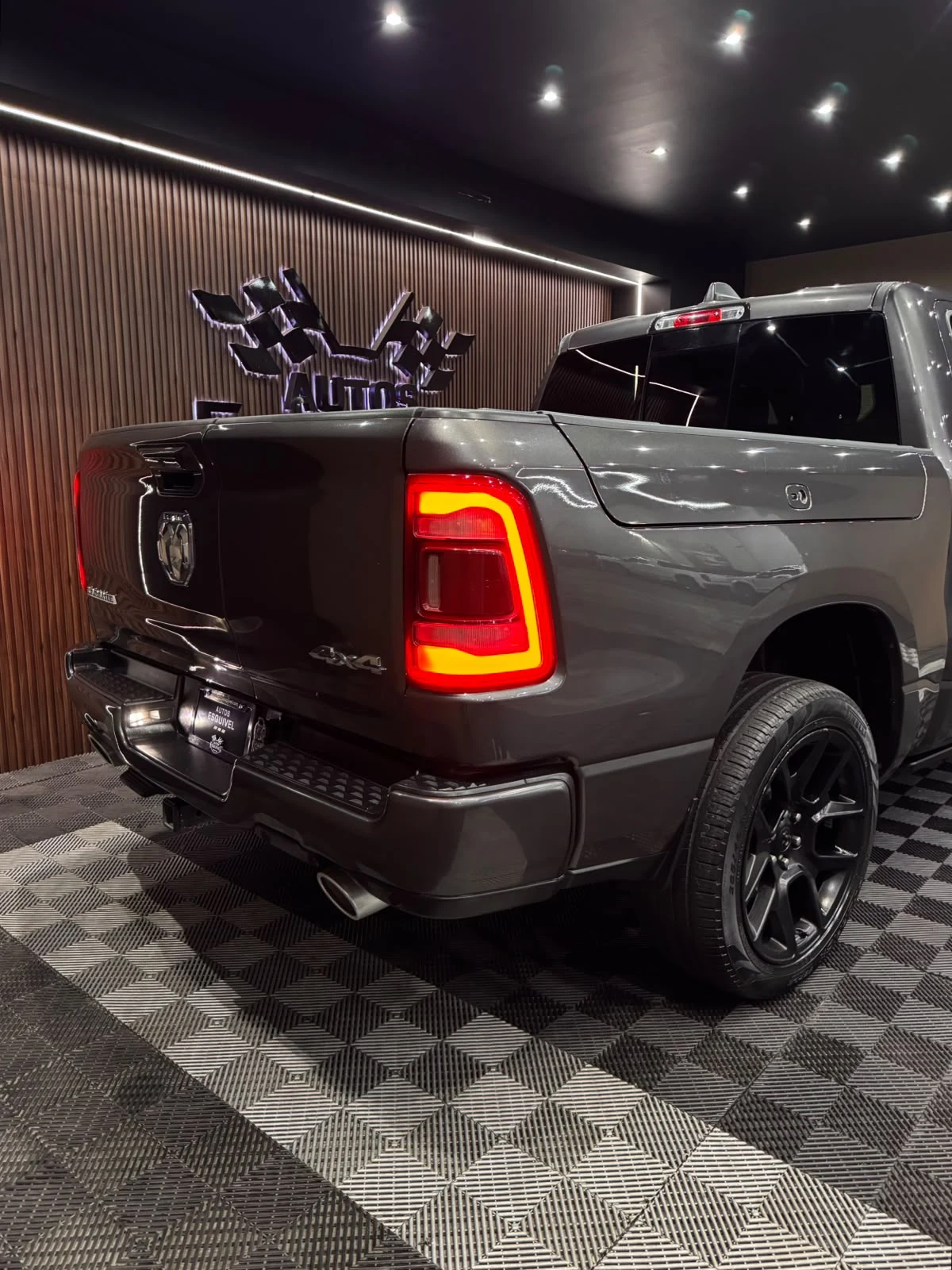 Dodge RAM LARAMIE SPORT 2024 - imagen 7